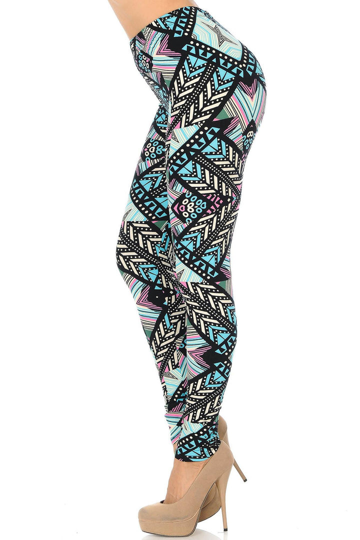 Buttery Soft Melodic Emerald Tribal Leggings (One Size Regular,Green)