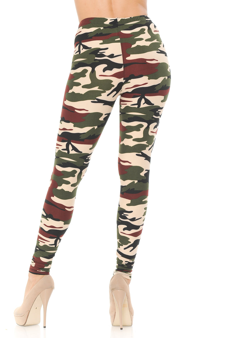 Buttery Soft Cozy Camouflage Plus Size Leggings (One Size Plus,Brown)