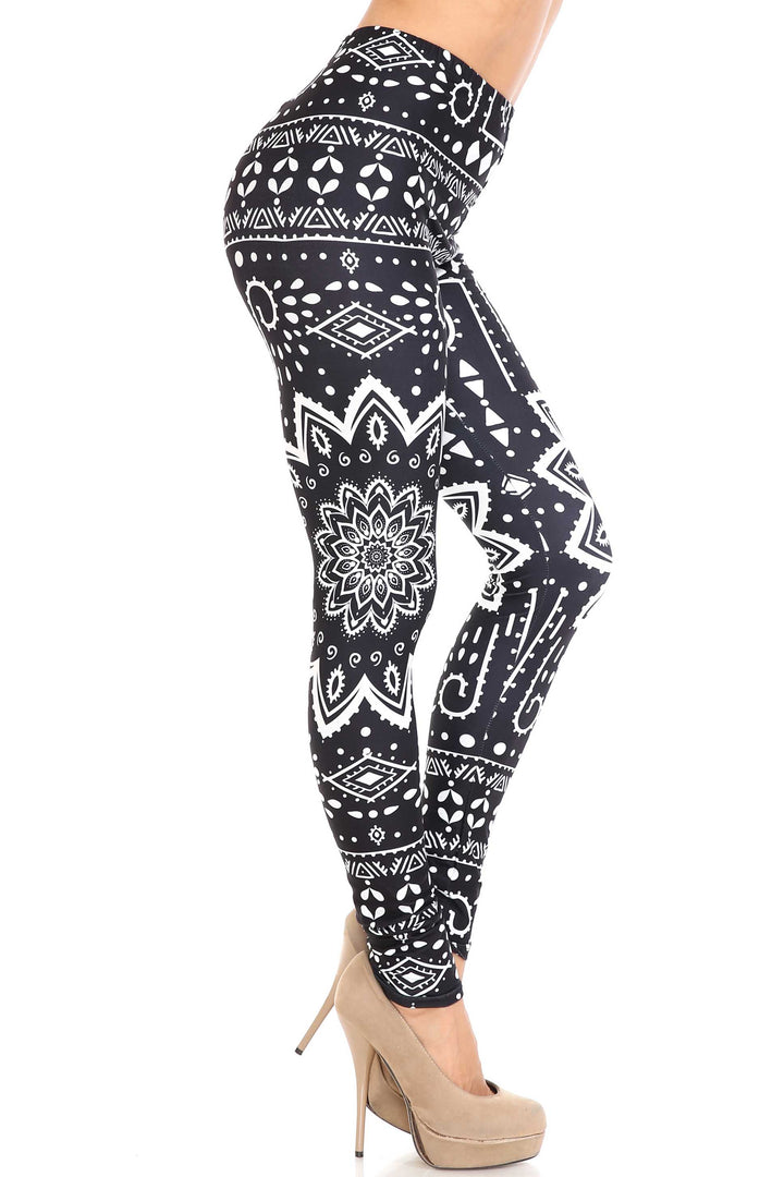 Plus Size - Creamy Soft Women's Laser Print Skin Smoothing Fashion Print Leggings - Black Tribal Mandala