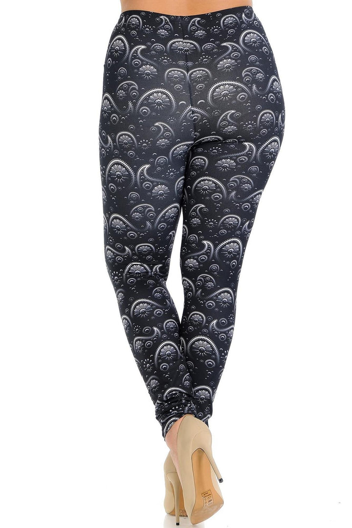 Plus Size - Creamy Soft Women's Laser Print Skin Smoothing Fashion Print Leggings - Fading Paisley