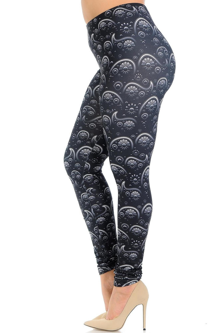 Plus Size - Creamy Soft Women's Laser Print Skin Smoothing Fashion Print Leggings - Fading Paisley