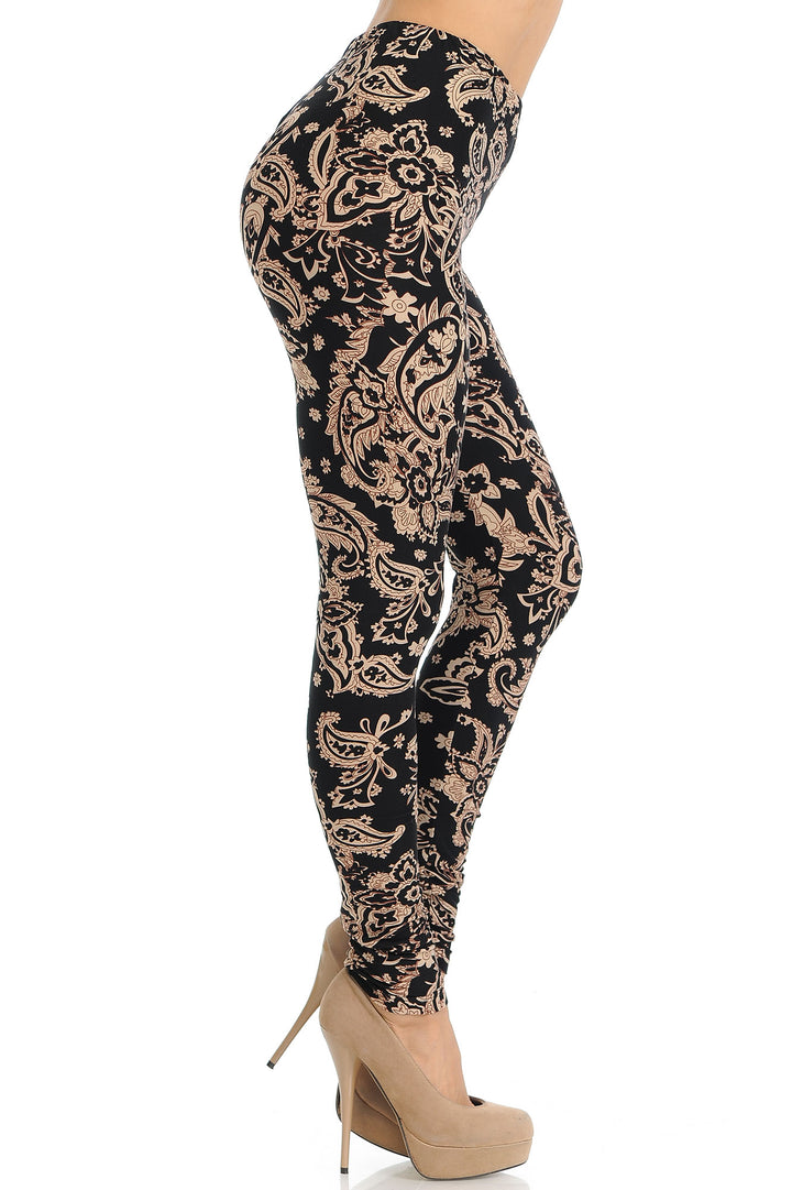 Buttery Soft Sand Pepper Paisley Leggings (One Size Regular,Beige)