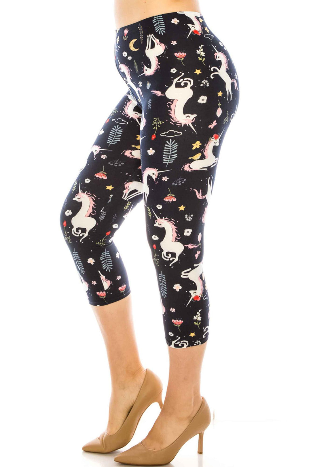 Buttery Soft Unicorns by Night Plus Size Capri (One Size Plus,Black)