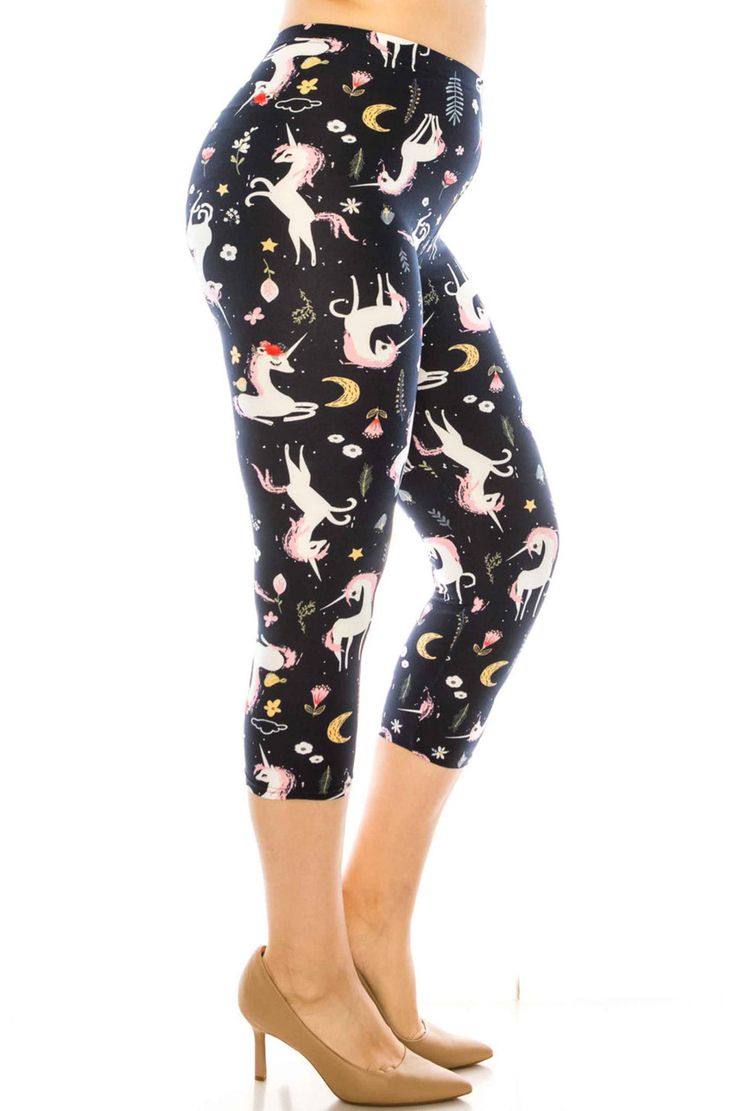 Buttery Soft Unicorns by Night Plus Size Capri (One Size Plus,Black)