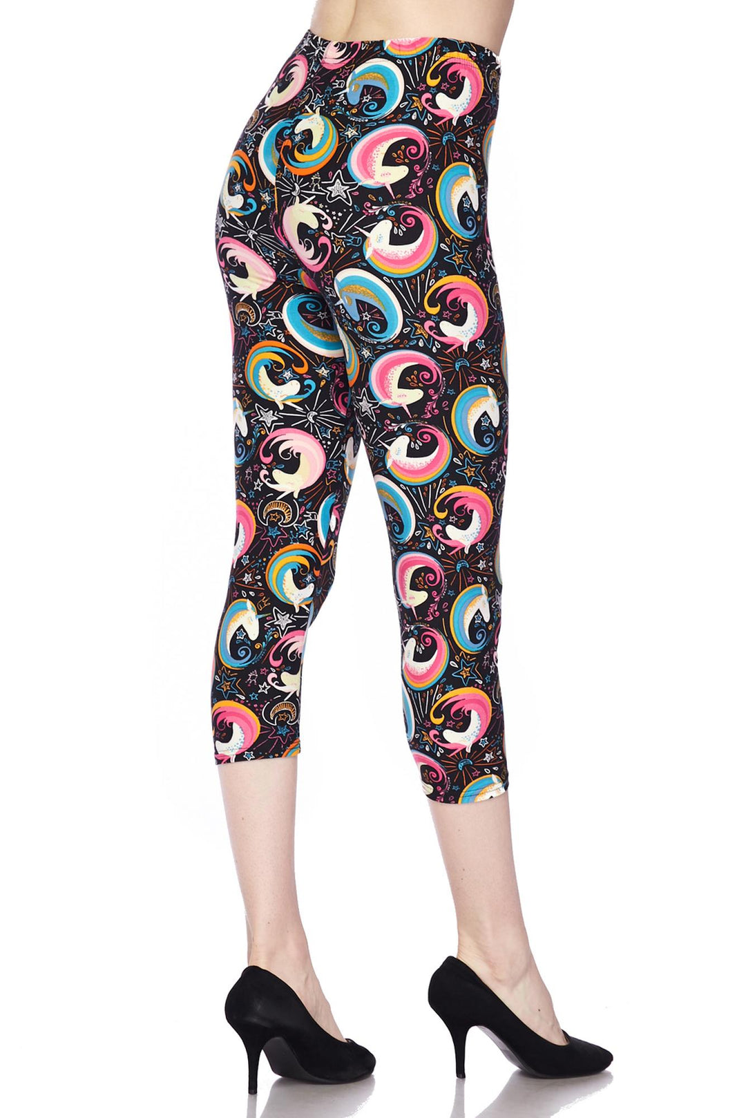 Buttery Soft Groovy Hip Unicorn Capris (One Size Regular,Multi Color Bold)