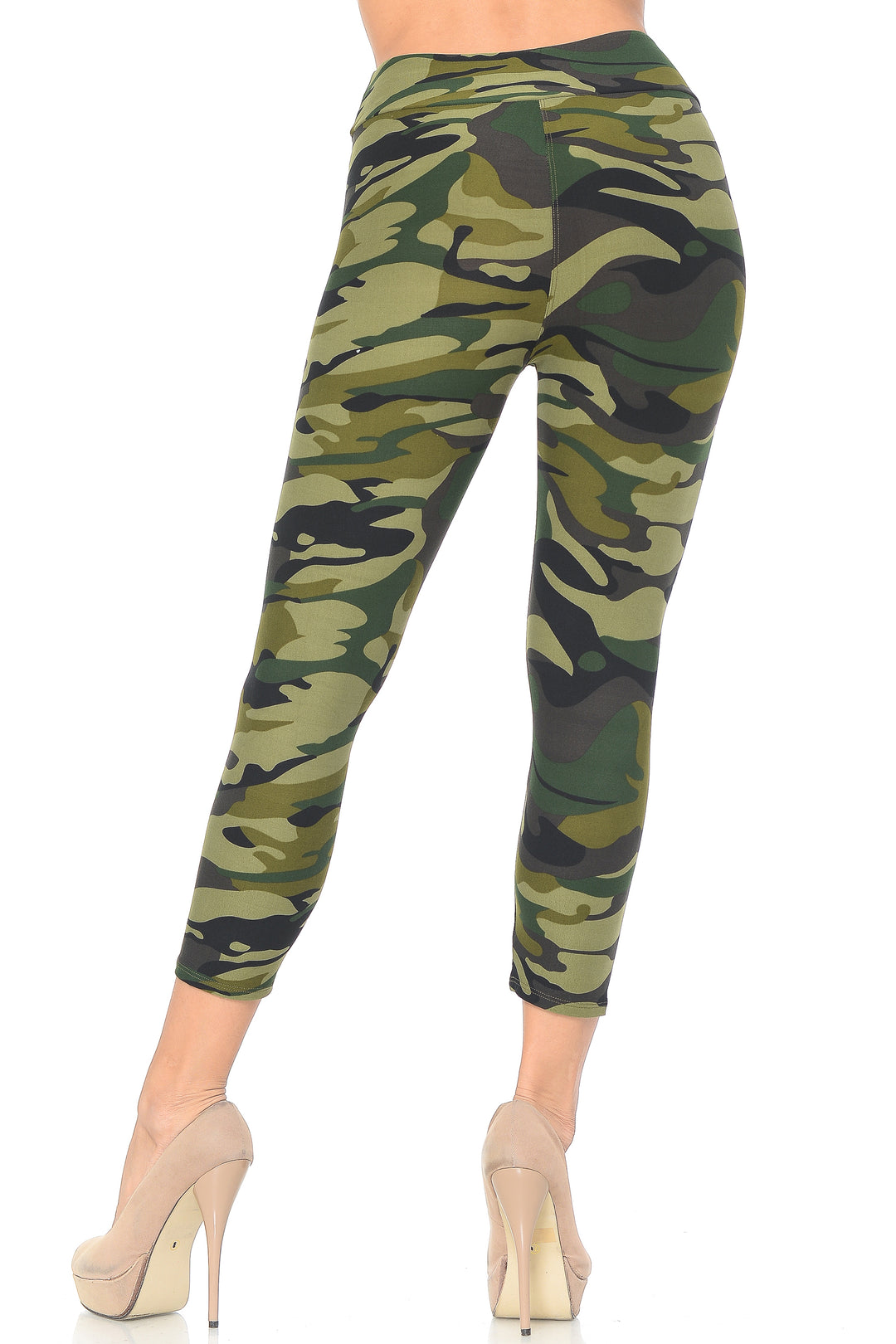 Buttery Soft Green Camouflage High Waisted Capri - EEVEE (One Size Regular,Green)