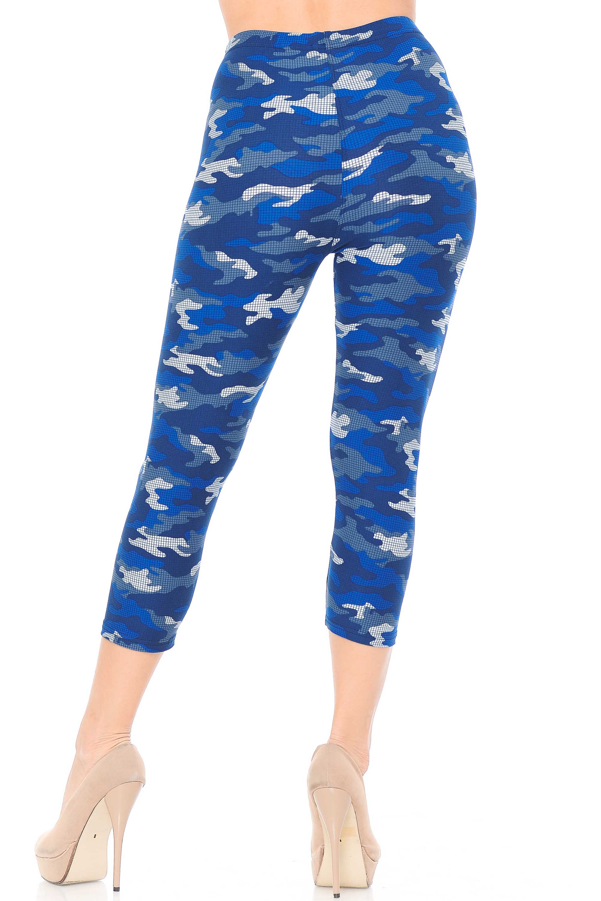 Buttery Soft Blue Grid Camouflage Capris (One Size Regular,Blue)