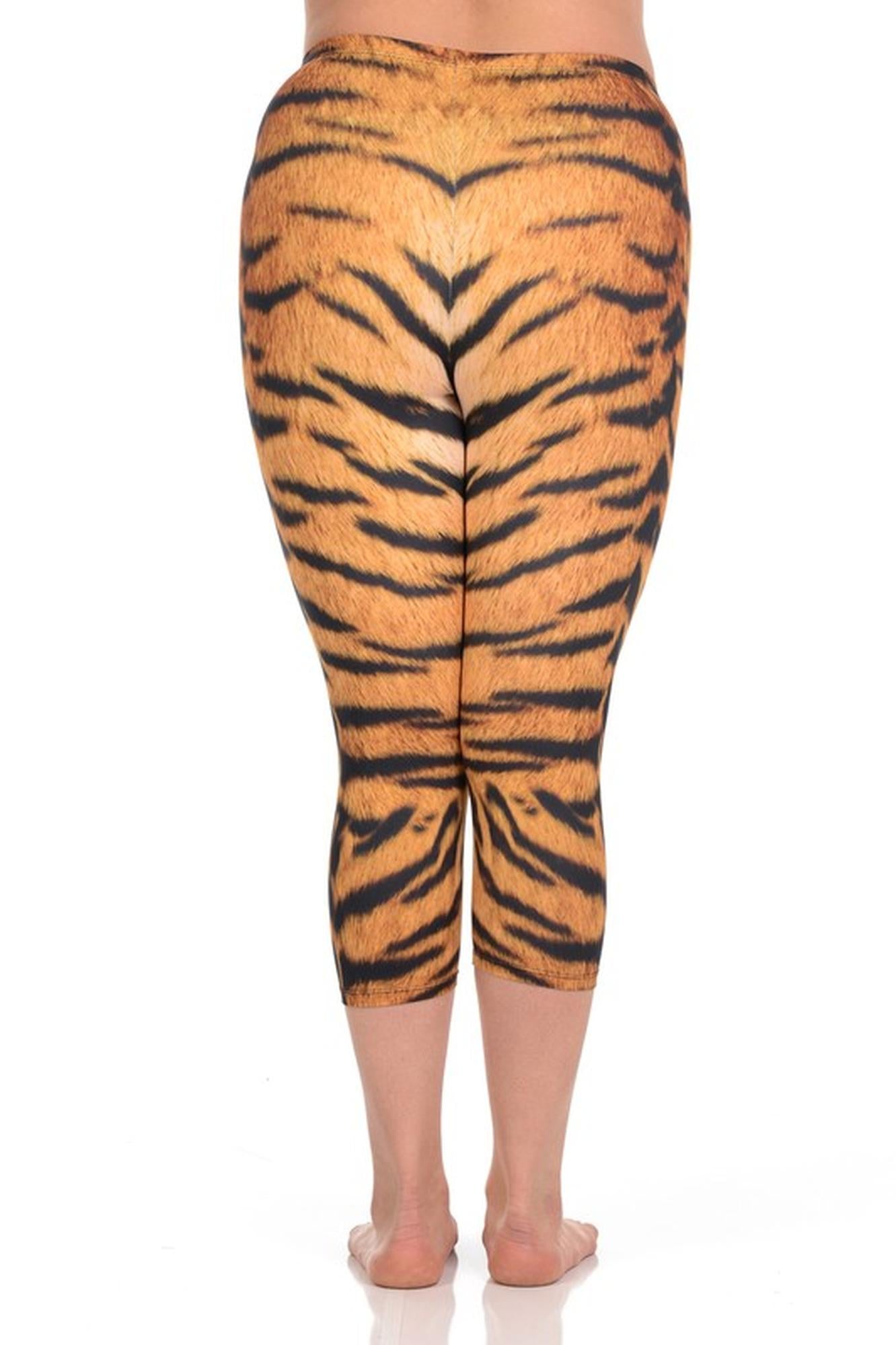 Brushed Graphic Print Tiger Print Plus Size Capris (One Size Plus,Brown)