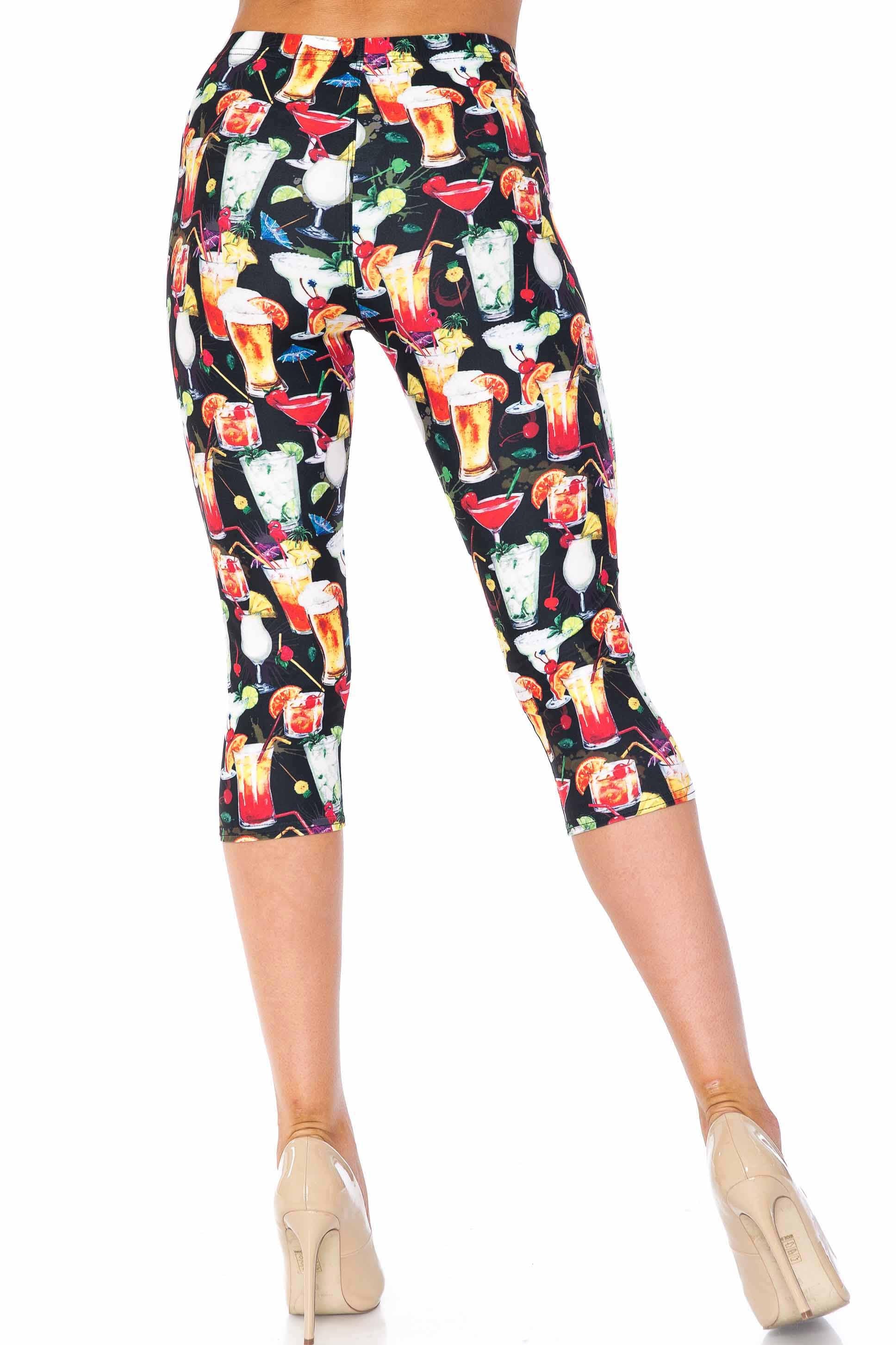 Creamy Soft Tropical Cocktails Extra Plus Size Capris - 3X-5X - USA Fashionâ„¢ (XPlus One Size,Black)