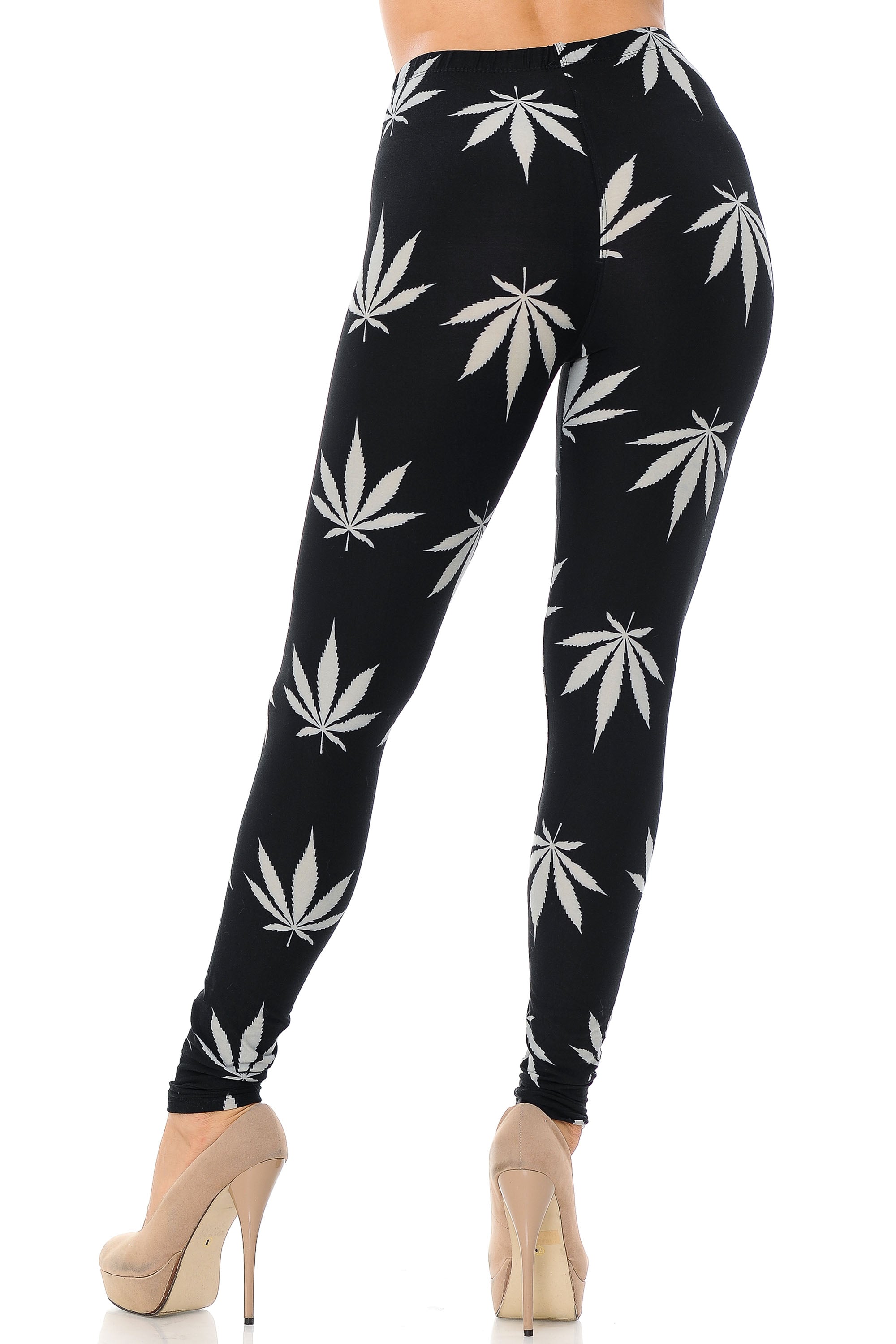 Buttery Soft Black Marijuana Extra Plus Size Leggings - 3X-5X (XPlus One Size,Black)