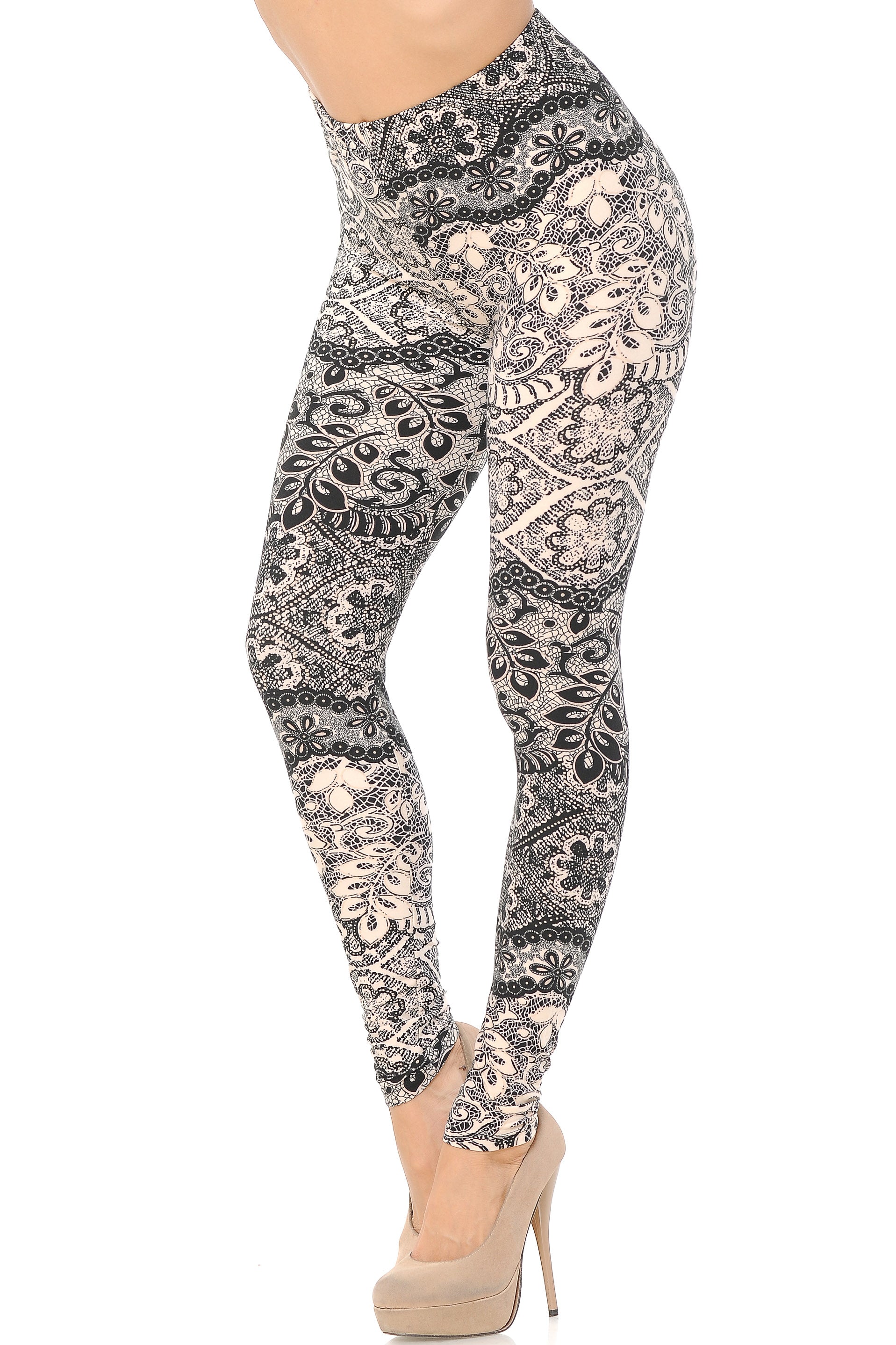 Buttery Soft Cream Leaf Extra Plus Size Leggings - 3X-5X (XPlus One Size,Beige)