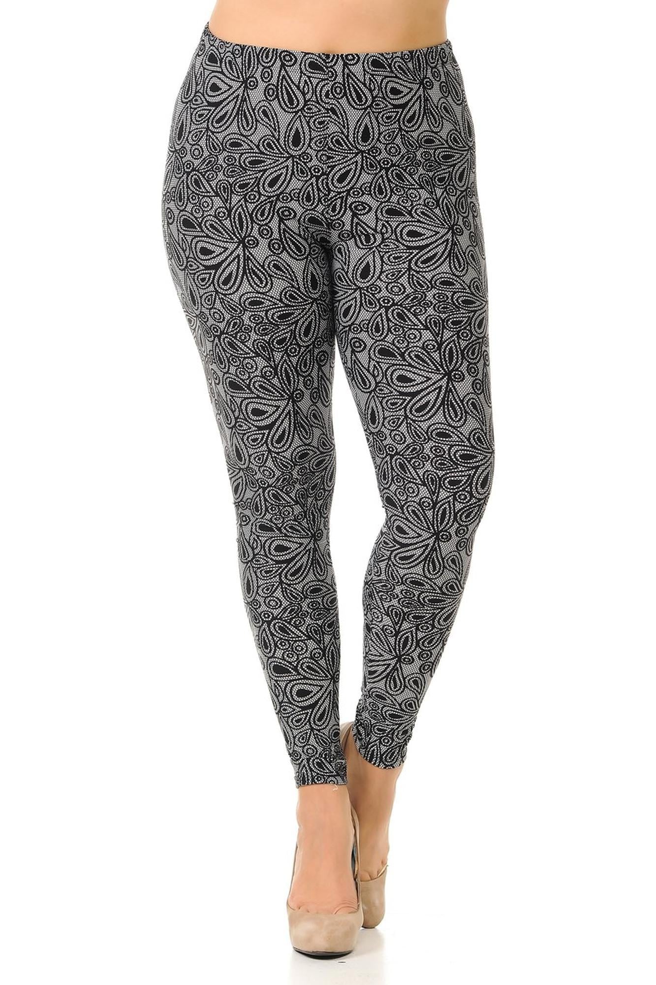 Buttery Soft Netted Petal Extra Plus Size Leggings - 3X-5X (XPlus One Size,Charcoal)