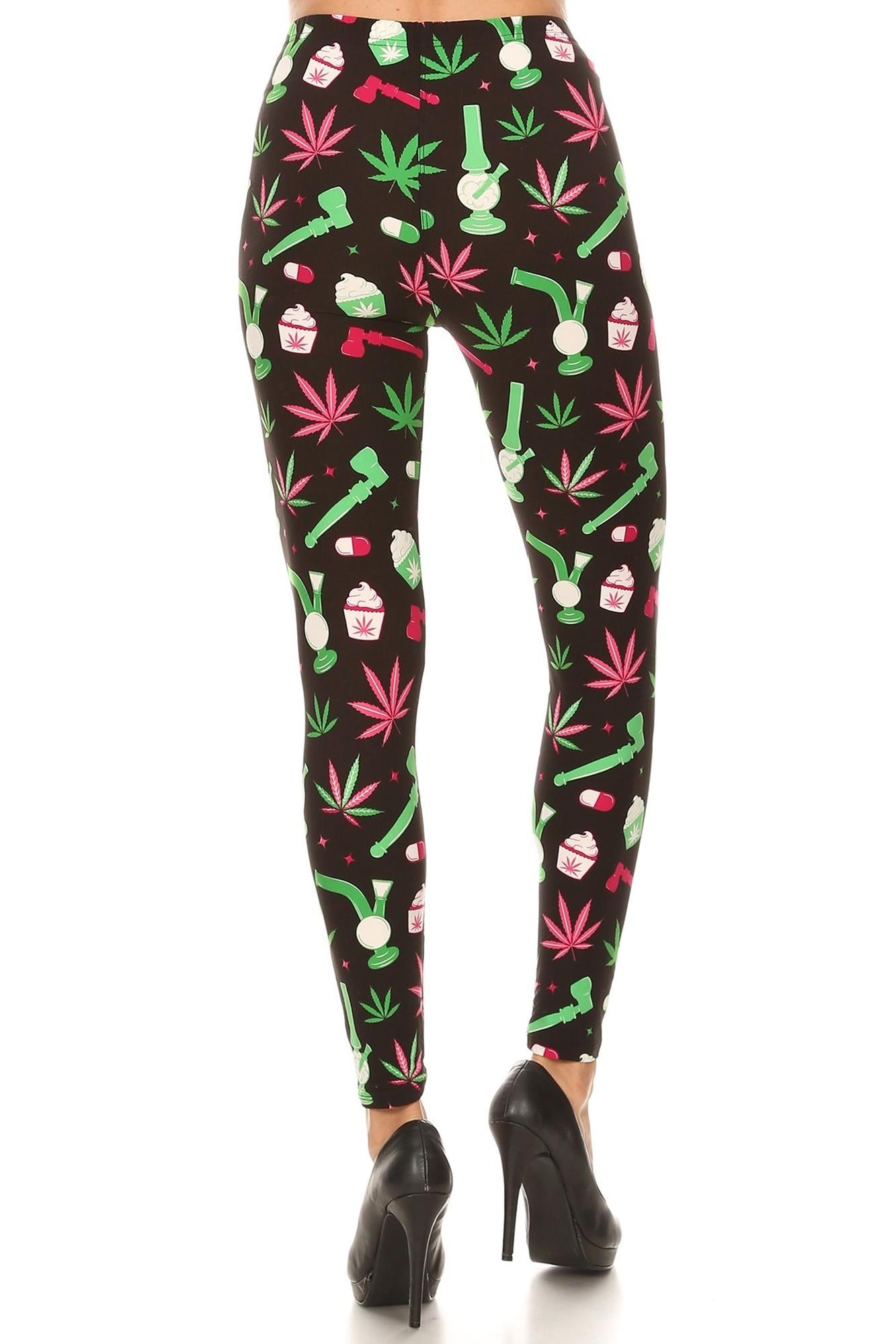 Buttery Soft Marijuana Esprit Extra Plus Size Leggings - 3X-5X (XPlus One Size,Green)