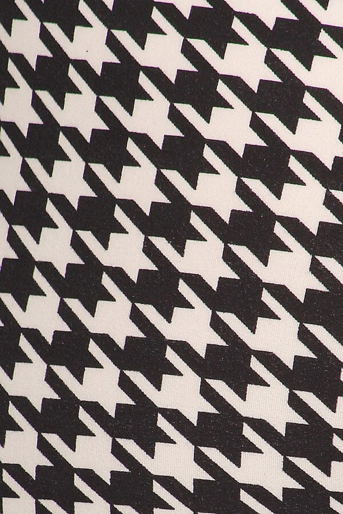 Buttery Soft Black and White Houndstooth Extra Plus Size Leggings - 3X-5X (XPlus One Size,Black)