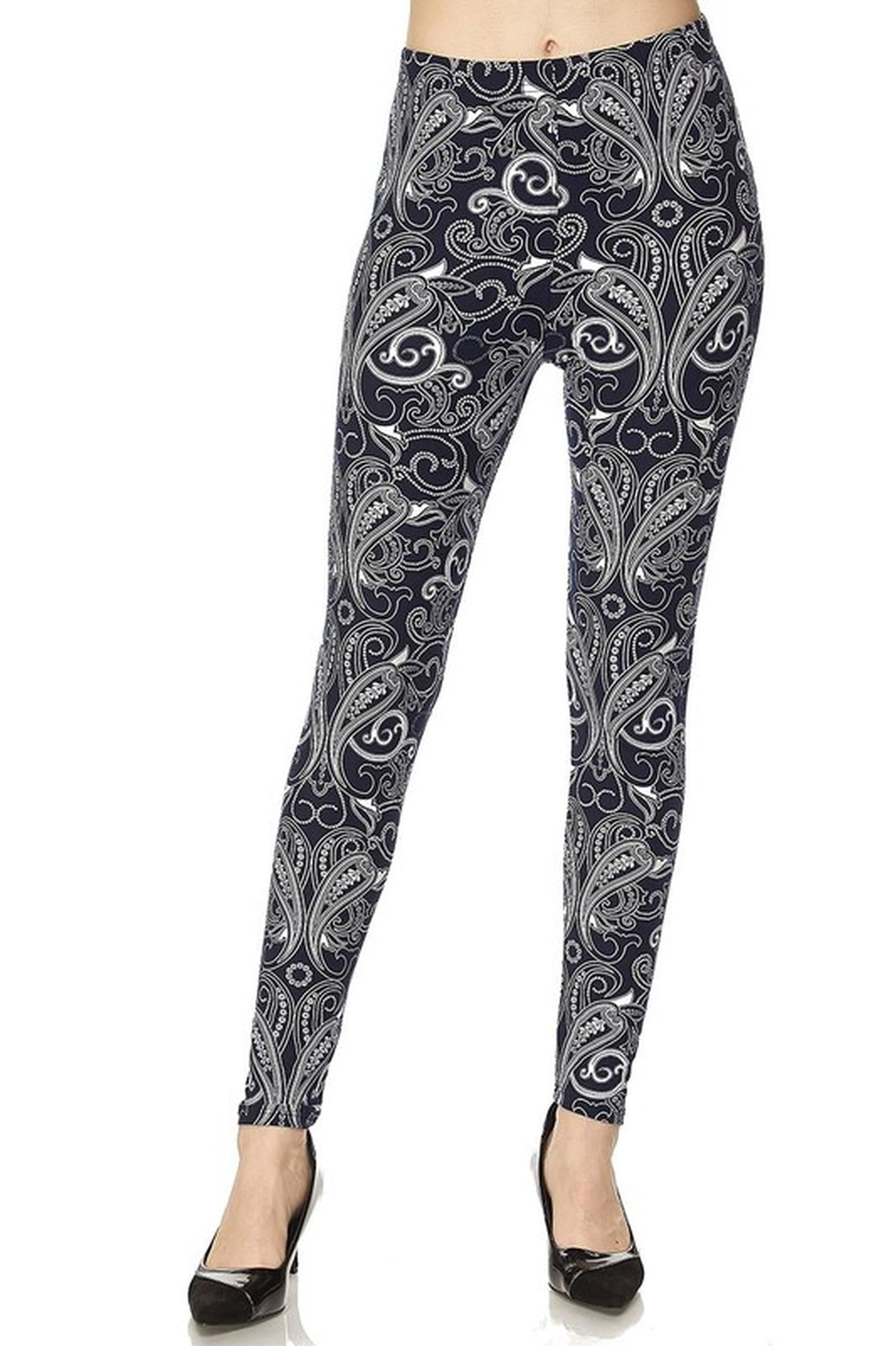 Buttery Soft Navy Paisley Leggings (One Size Regular,Navy)