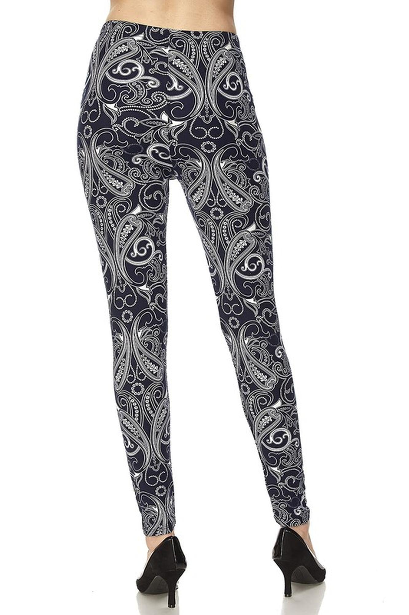Buttery Soft Navy Paisley Leggings (One Size Regular,Navy)