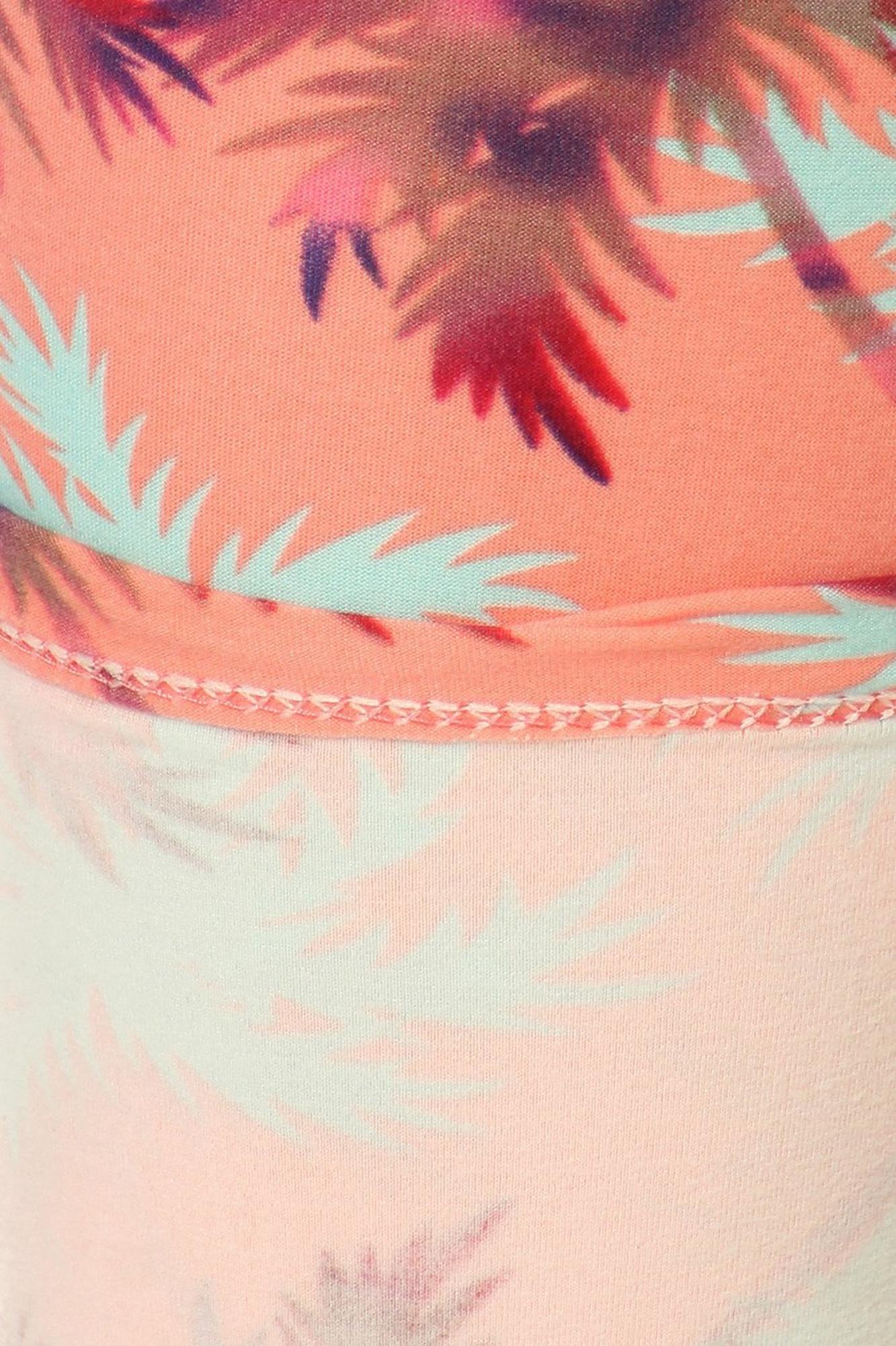 Buttery Soft Coral Palm Tree Leggings (One Size Regular,Coral)
