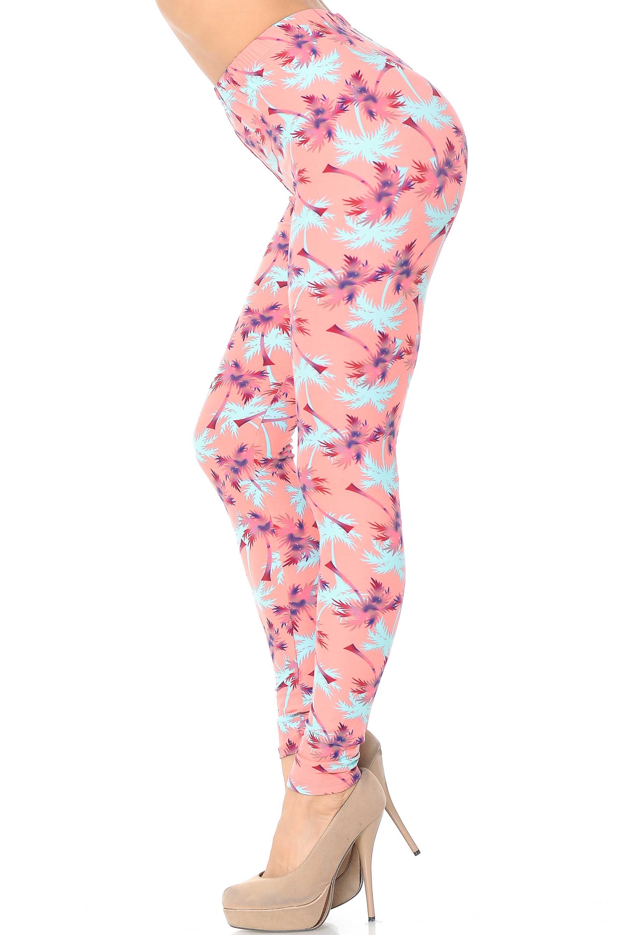 Buttery Soft Coral Palm Tree Leggings (One Size Regular,Coral)