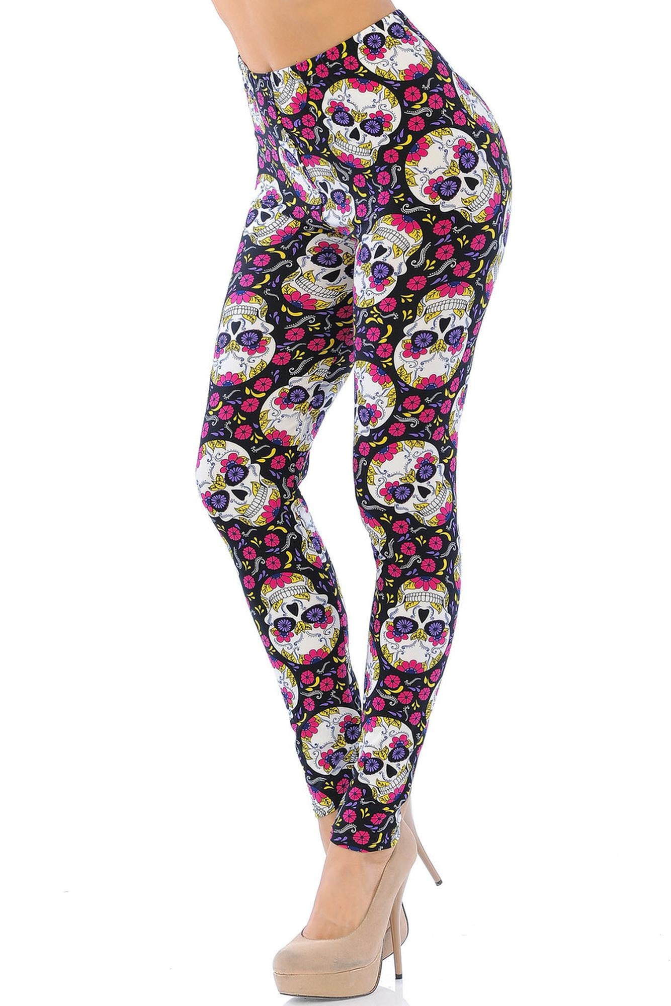 Buttery Soft Floral Petal Sugar Skull Leggings (One Size Regular,Pink)