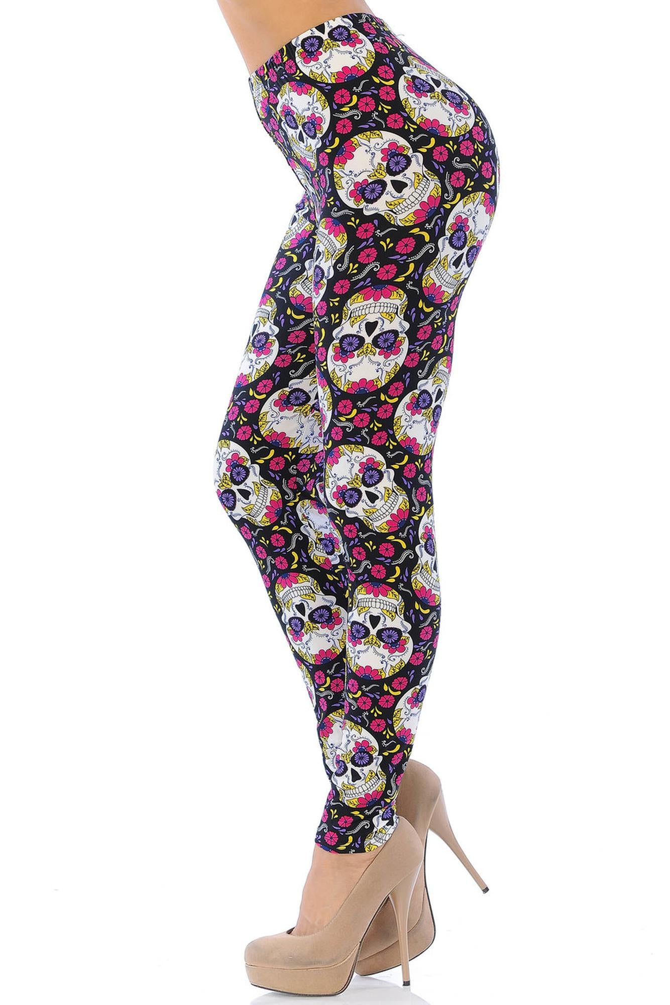 Buttery Soft Floral Petal Sugar Skull Leggings (One Size Regular,Pink)