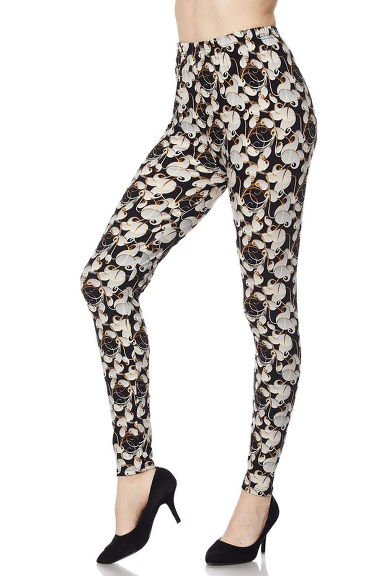 Buttery Soft Ivory Petals Leggings (One Size Regular,Ivory)