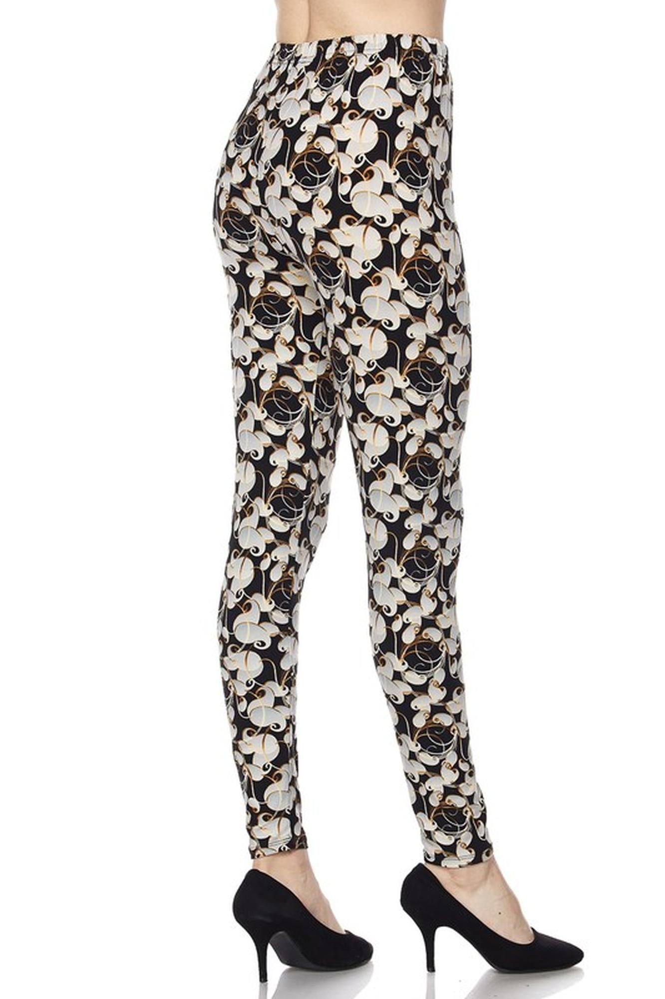 Buttery Soft Ivory Petals Leggings (One Size Regular,Ivory)