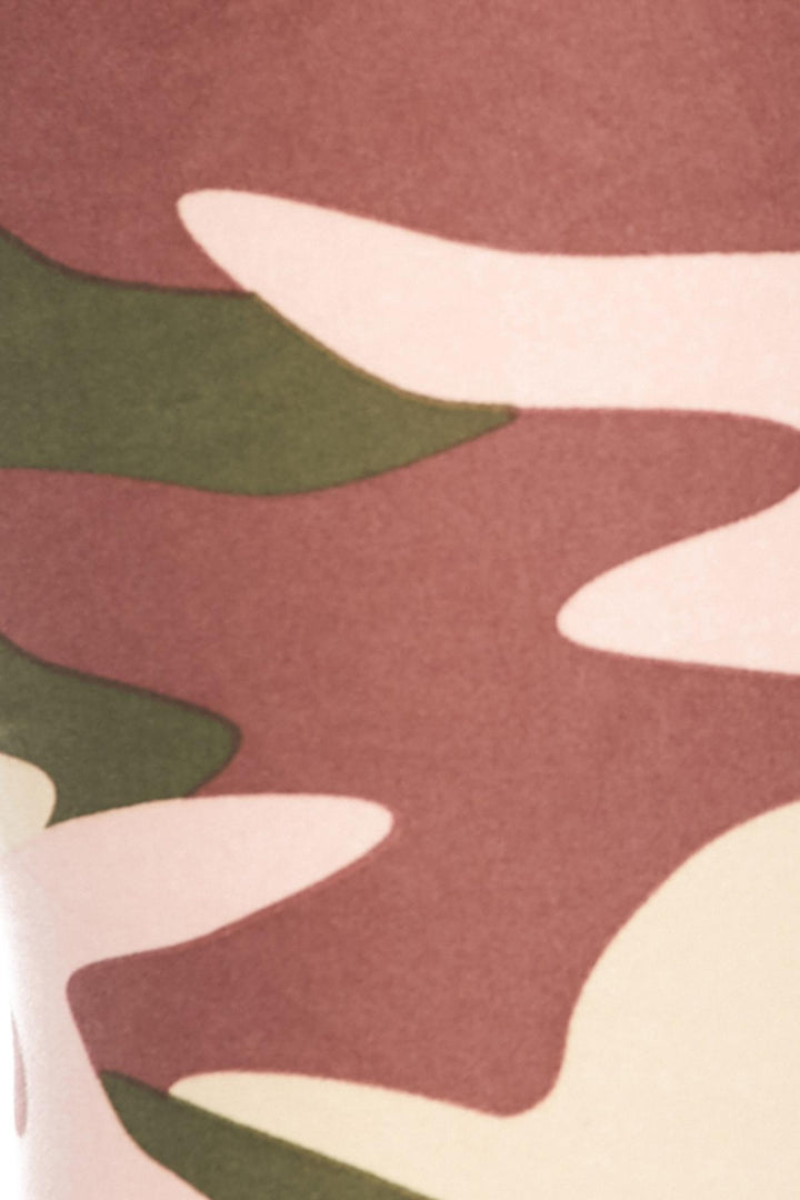 Buttery Soft Neapolitan Camouflage Leggings (One Size Regular,Pink)