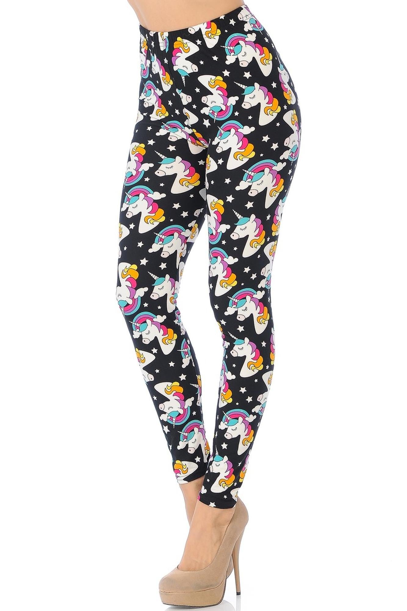 Buttery Soft Dreaming Unicorns Leggings (One Size Regular,Black)