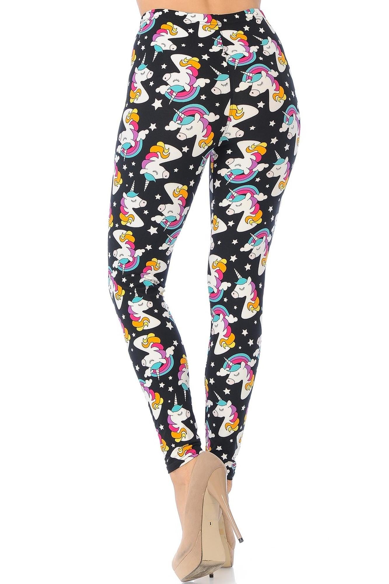 Buttery Soft Dreaming Unicorns Leggings (One Size Regular,Black)