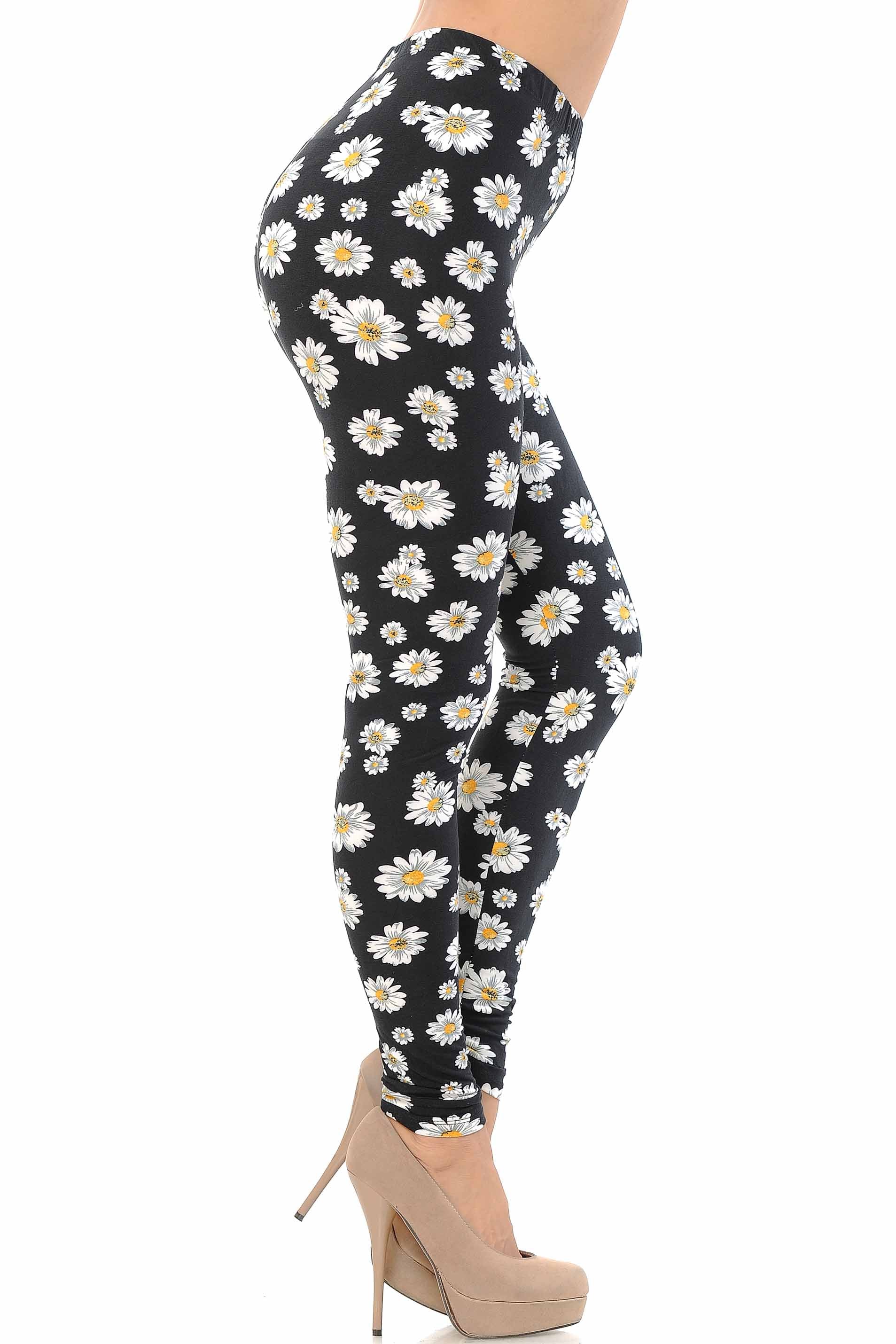 Buttery Soft Daisy Leggings - XSmall (XSmall One Size,Black)