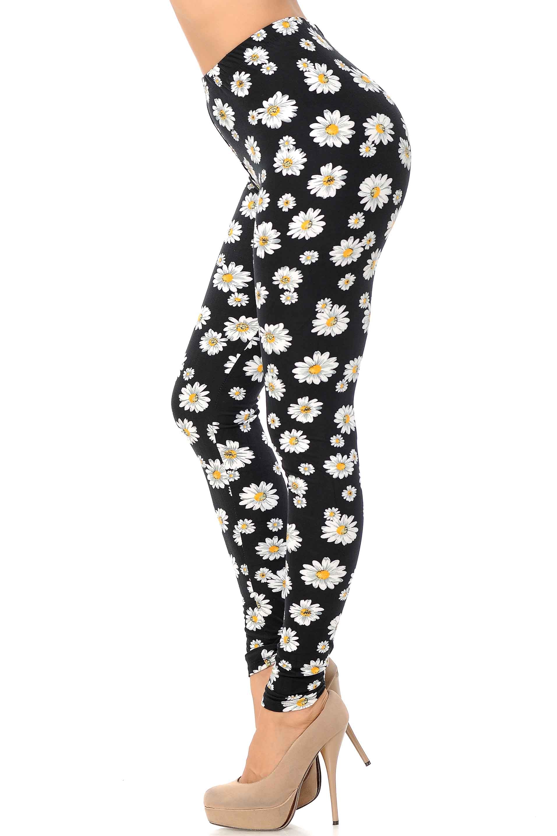 Buttery Soft Daisy Leggings - XSmall (XSmall One Size,Black)
