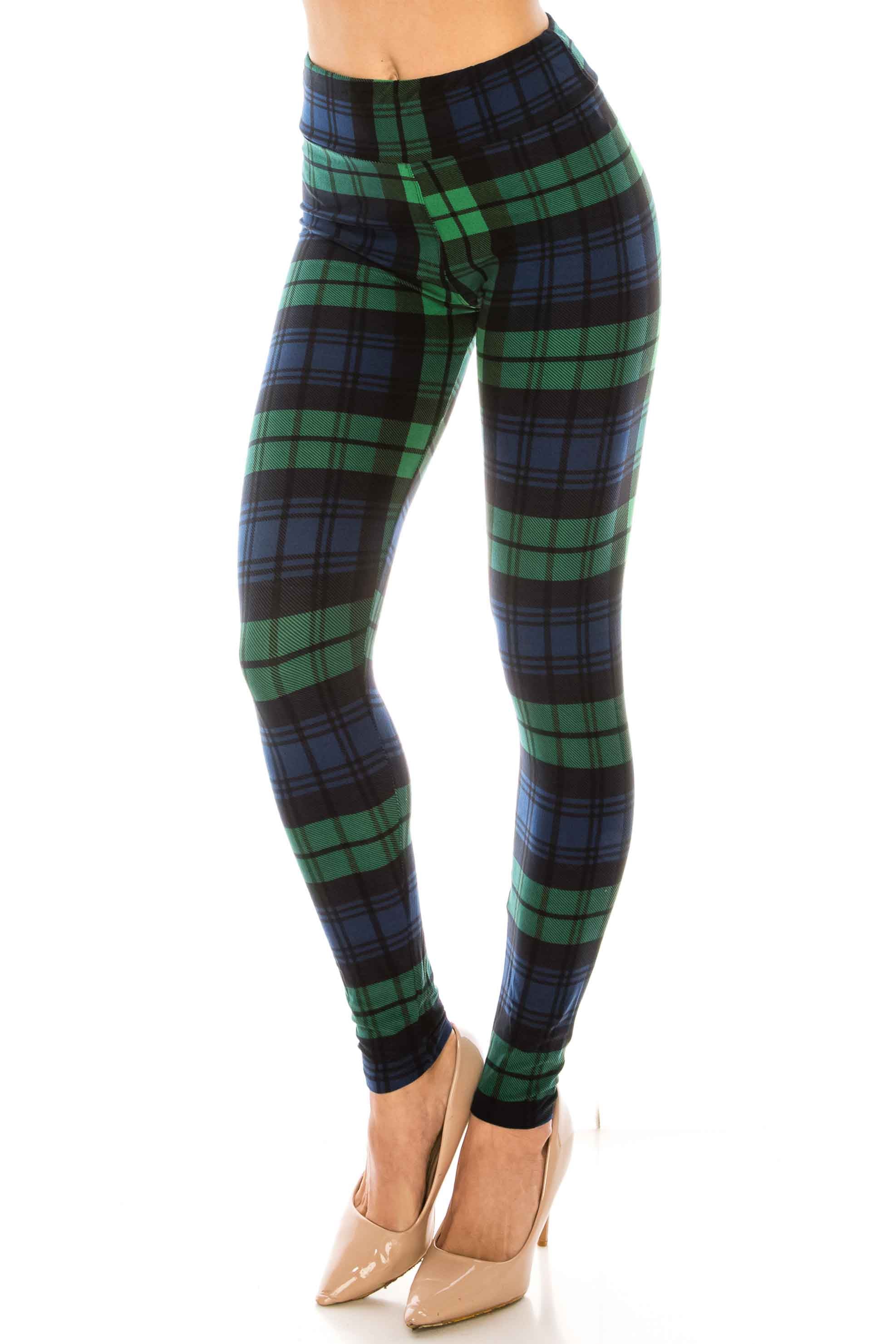 Buttery Soft Green Plaid High Waisted Leggings (One Size Regular,Green)