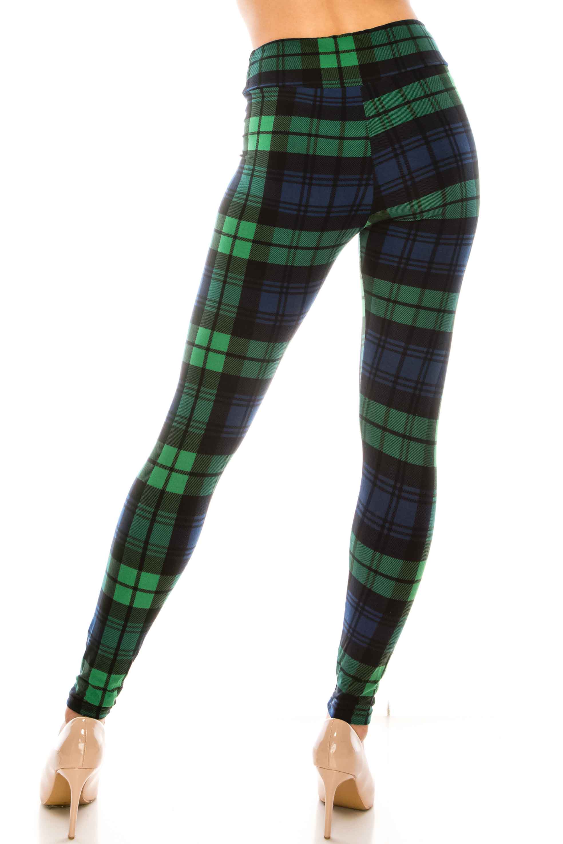 Buttery Soft Green Plaid High Waisted Leggings (One Size Regular,Green)