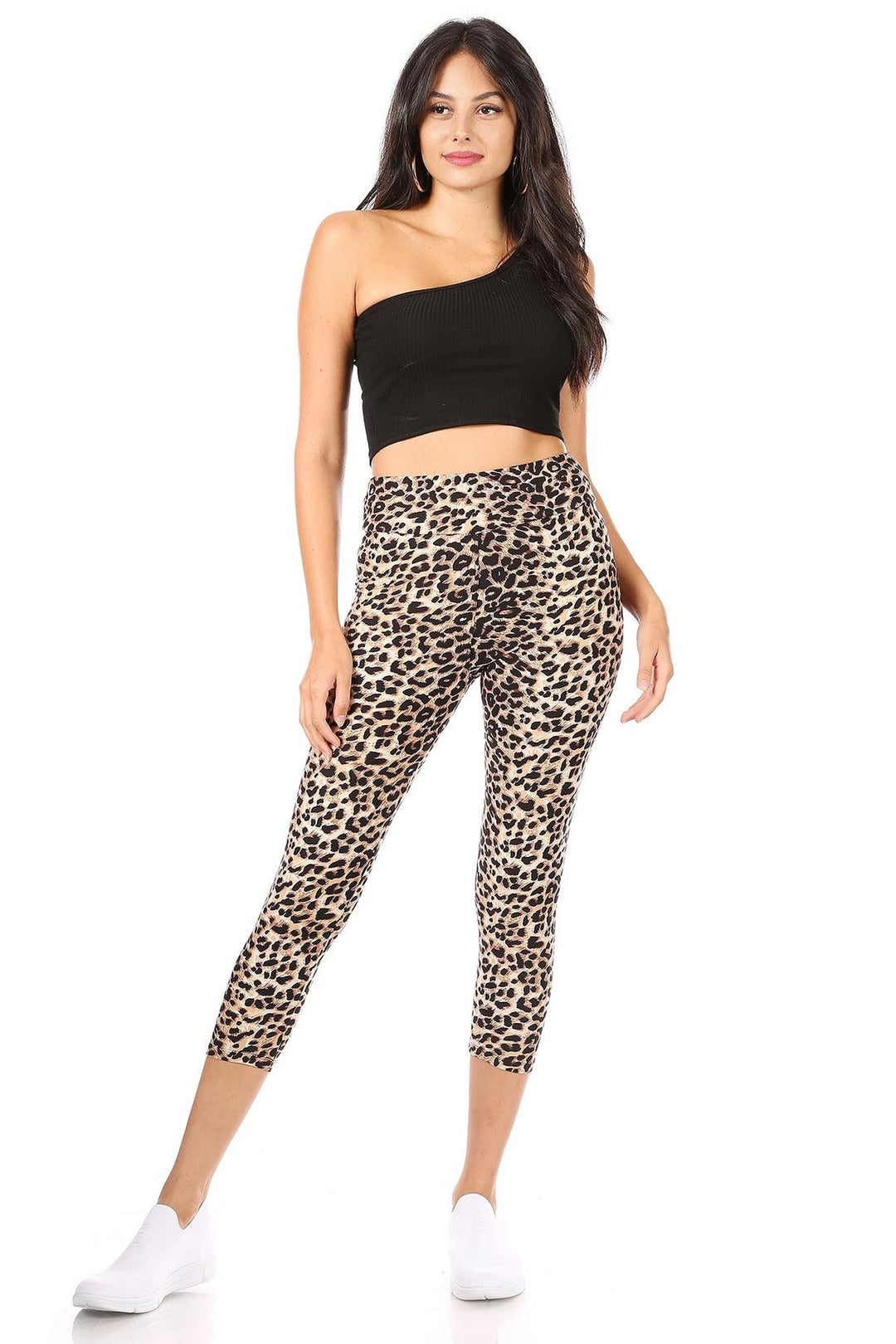 Buttery Soft Feral Cheetah High Waisted Capris (One Size Regular,Brown)