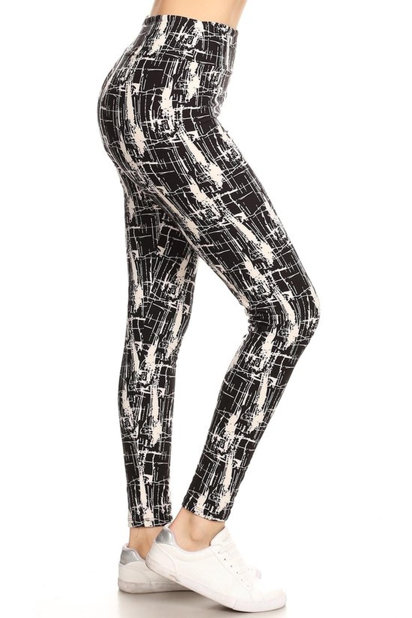 Buttery Soft Splattered Lines High Waisted Leggings (One Size Regular,Black)
