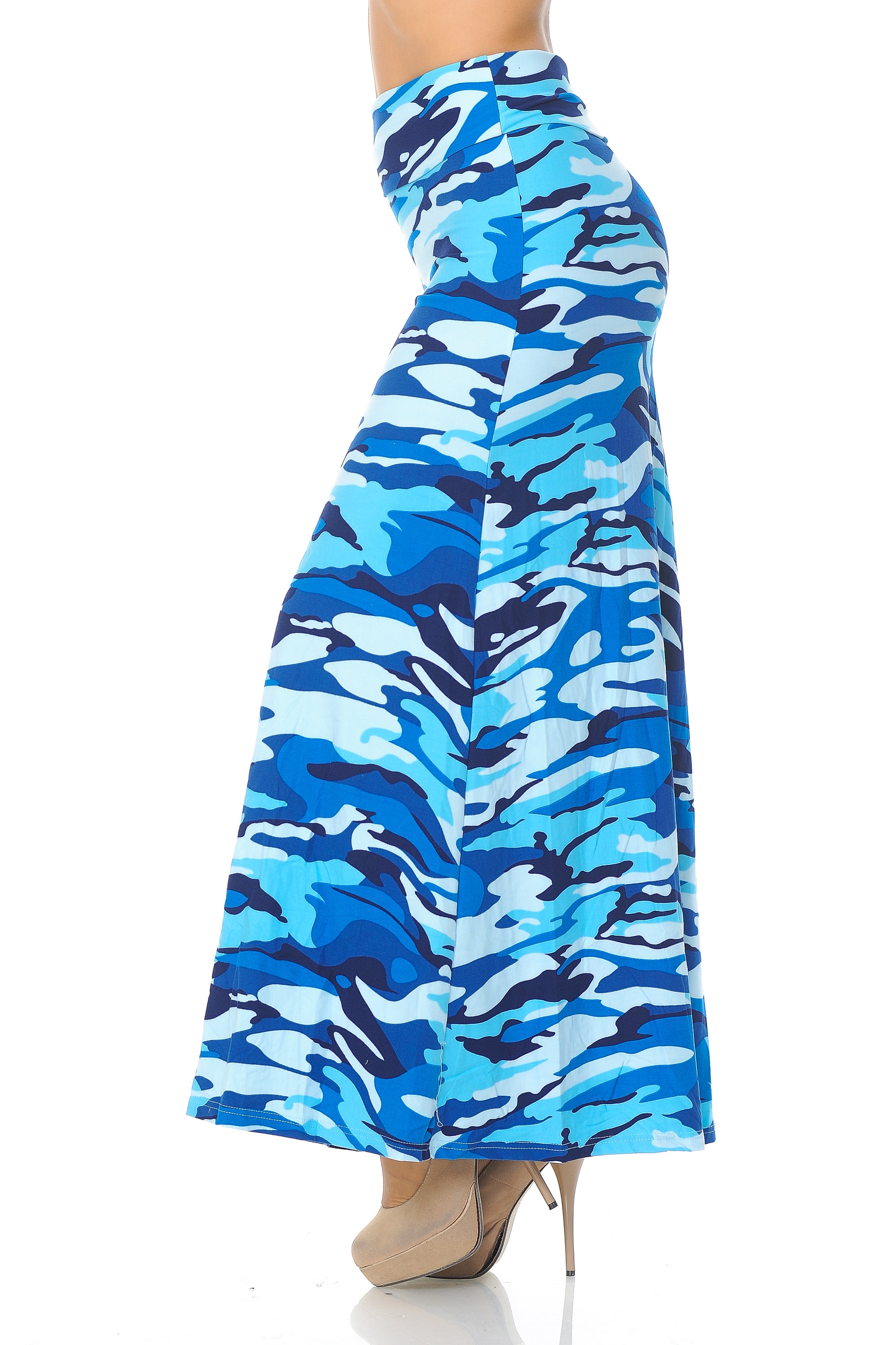 Buttery Soft Blue Camouflage Plus Size Maxi Skirt (One Size Plus,Blue)