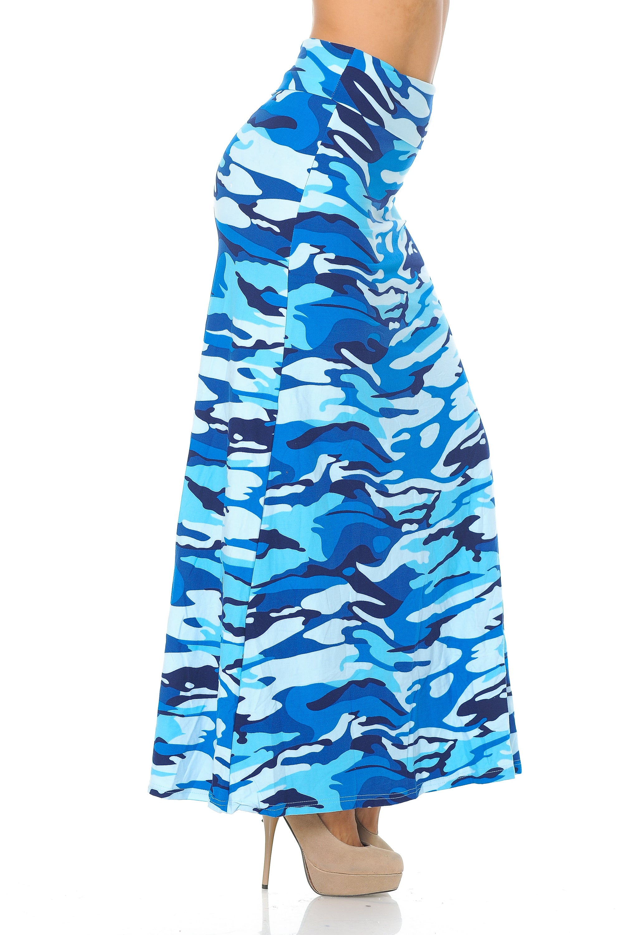 Buttery Soft Blue Camouflage Plus Size Maxi Skirt (One Size Plus,Blue)
