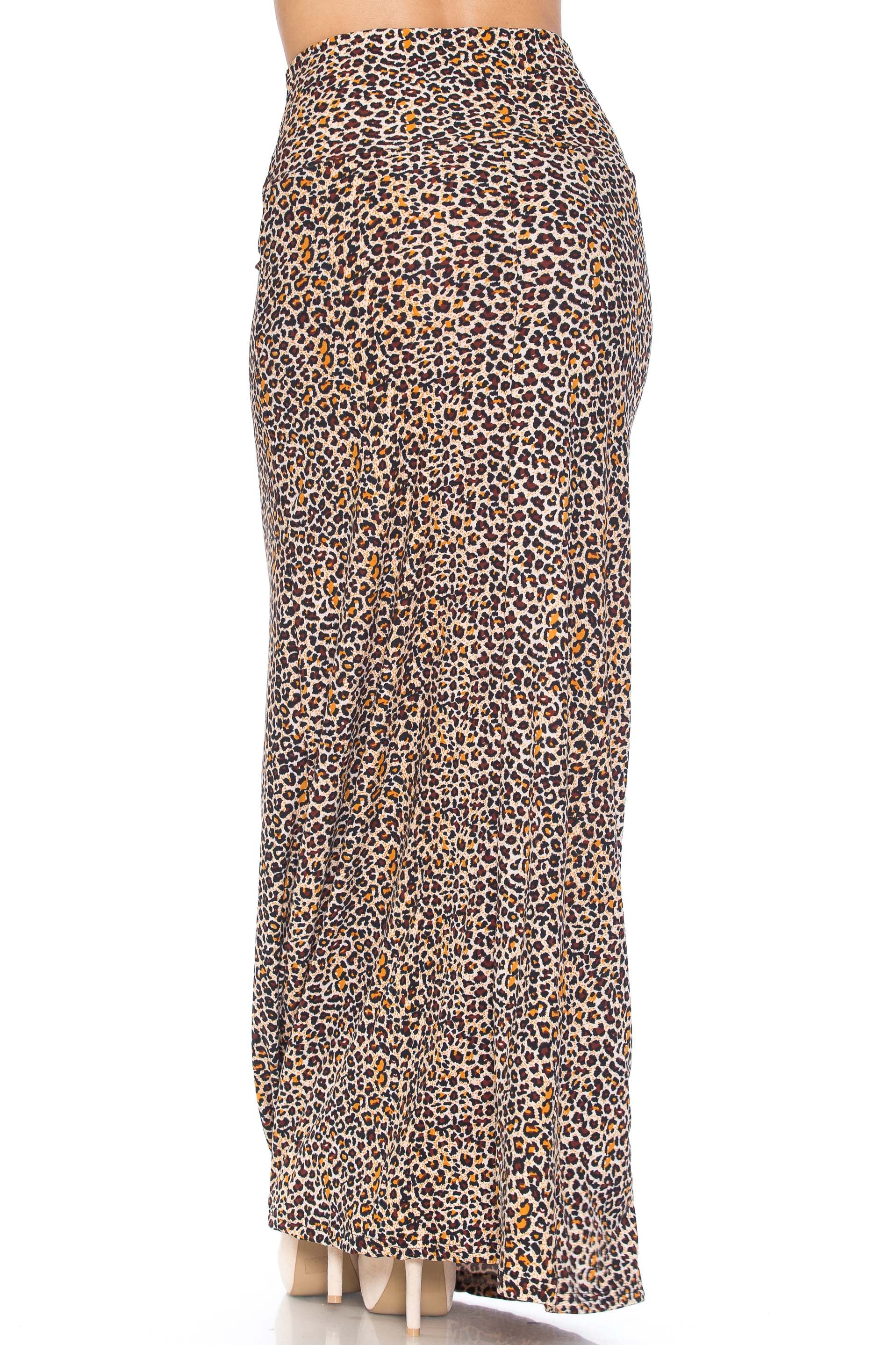 Buttery Soft Savage Leopard Plus Size Maxi Skirt (One Size Plus,Brown)