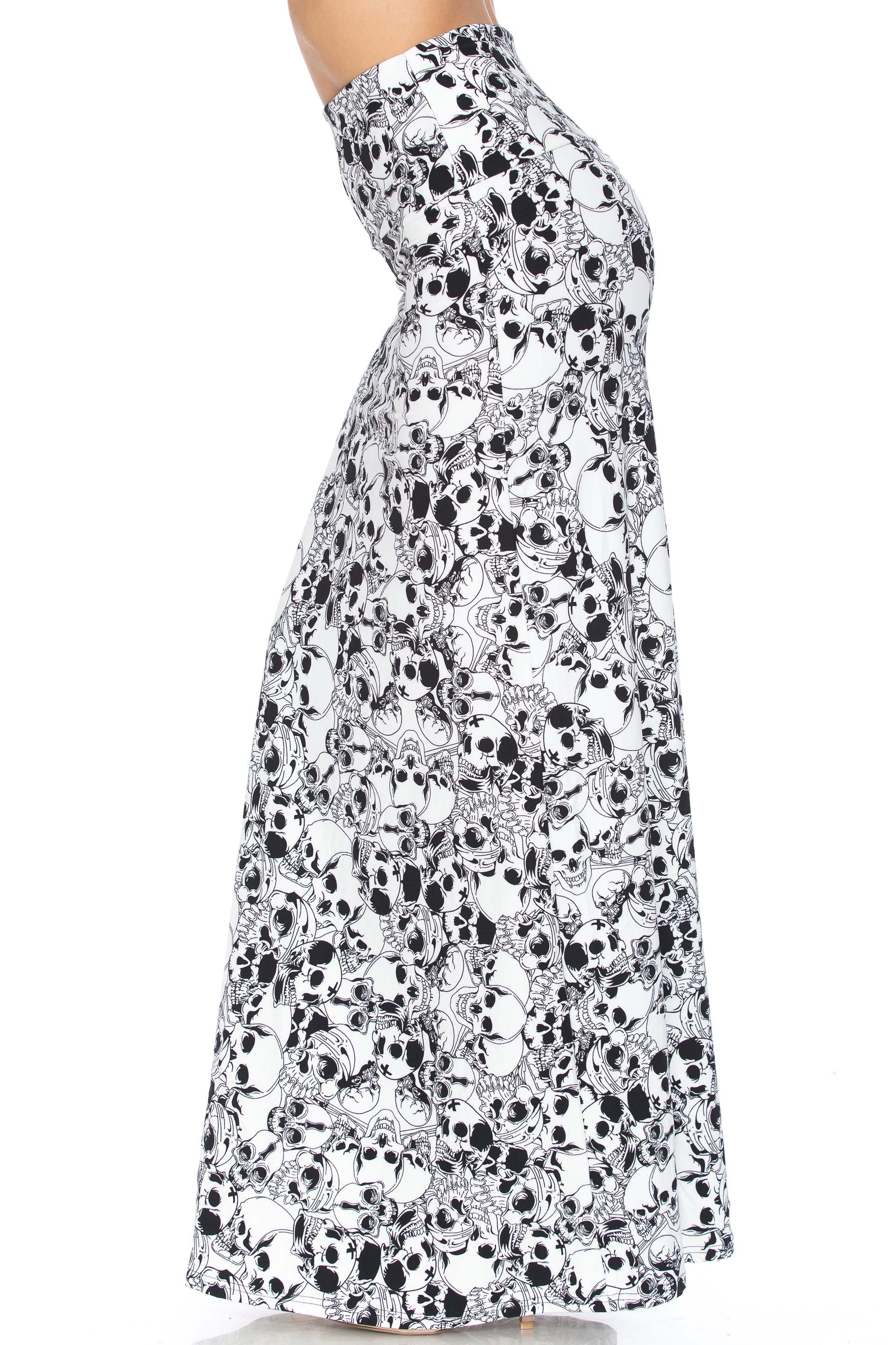 Buttery Soft White Layers of Skulls Maxi Skirt (One Size Regular,White)