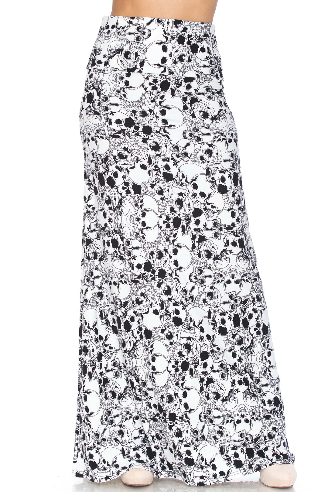Buttery Soft White Layers of Skulls Maxi Skirt (One Size Regular,White)