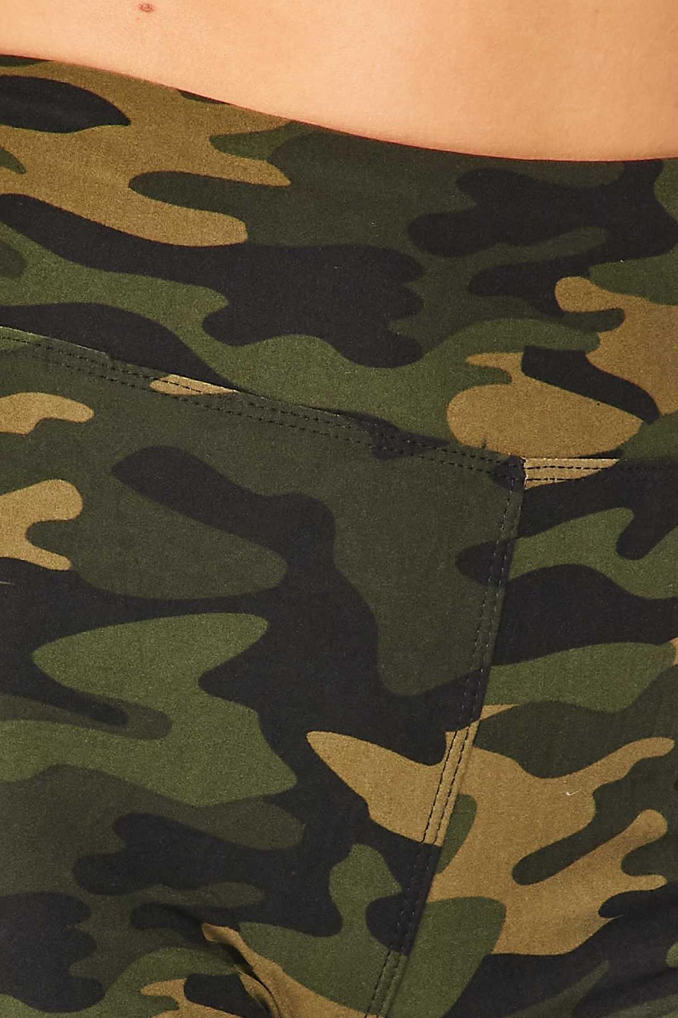 Buttery Soft Olive Green Camouflage High Waist Leggings (One Size Regular,Green)