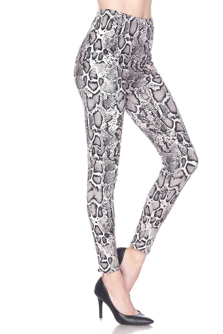 Buttery Soft Beige Boa Snakeskin Plus Size Leggings (One Size Plus,Beige)