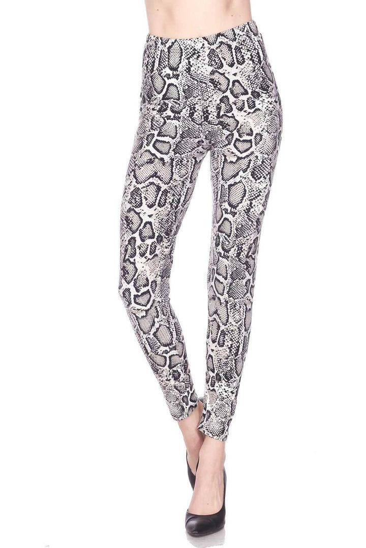 Buttery Soft Beige Boa Snakeskin Plus Size Leggings (One Size Plus,Beige)