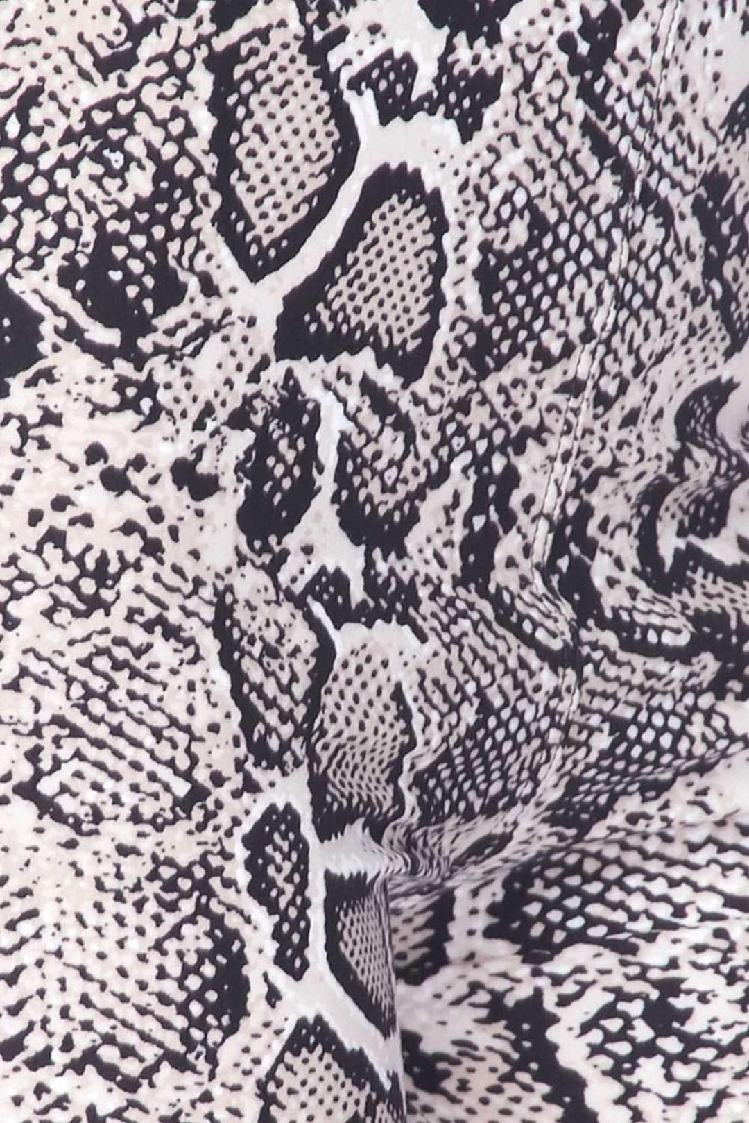 Buttery Soft Beige Boa Snakeskin Plus Size Leggings (One Size Plus,Beige)