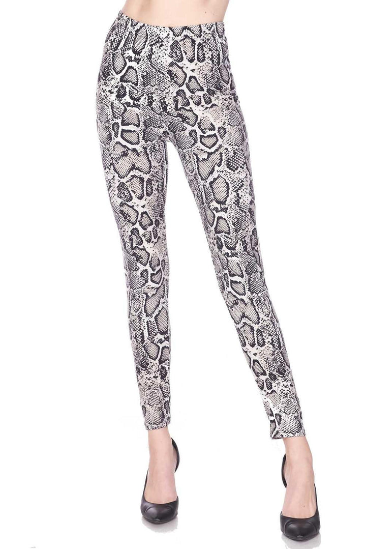 Buttery Soft Beige Boa Snakeskin Plus Size Leggings (One Size Plus,Beige)