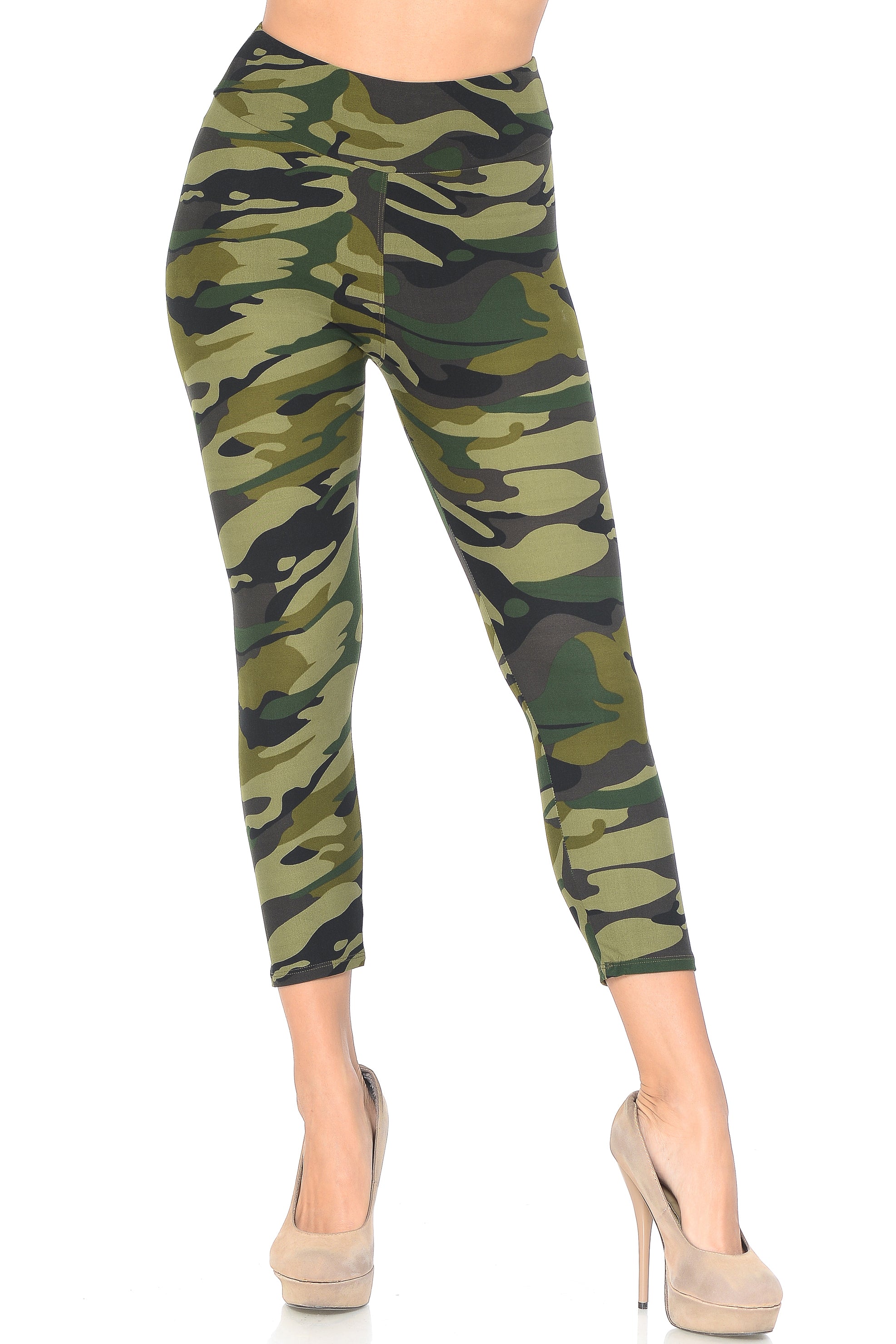 Buttery Soft Green Camouflage High Waisted Plus Size Capri - EEVEE (One Size Plus,Green)