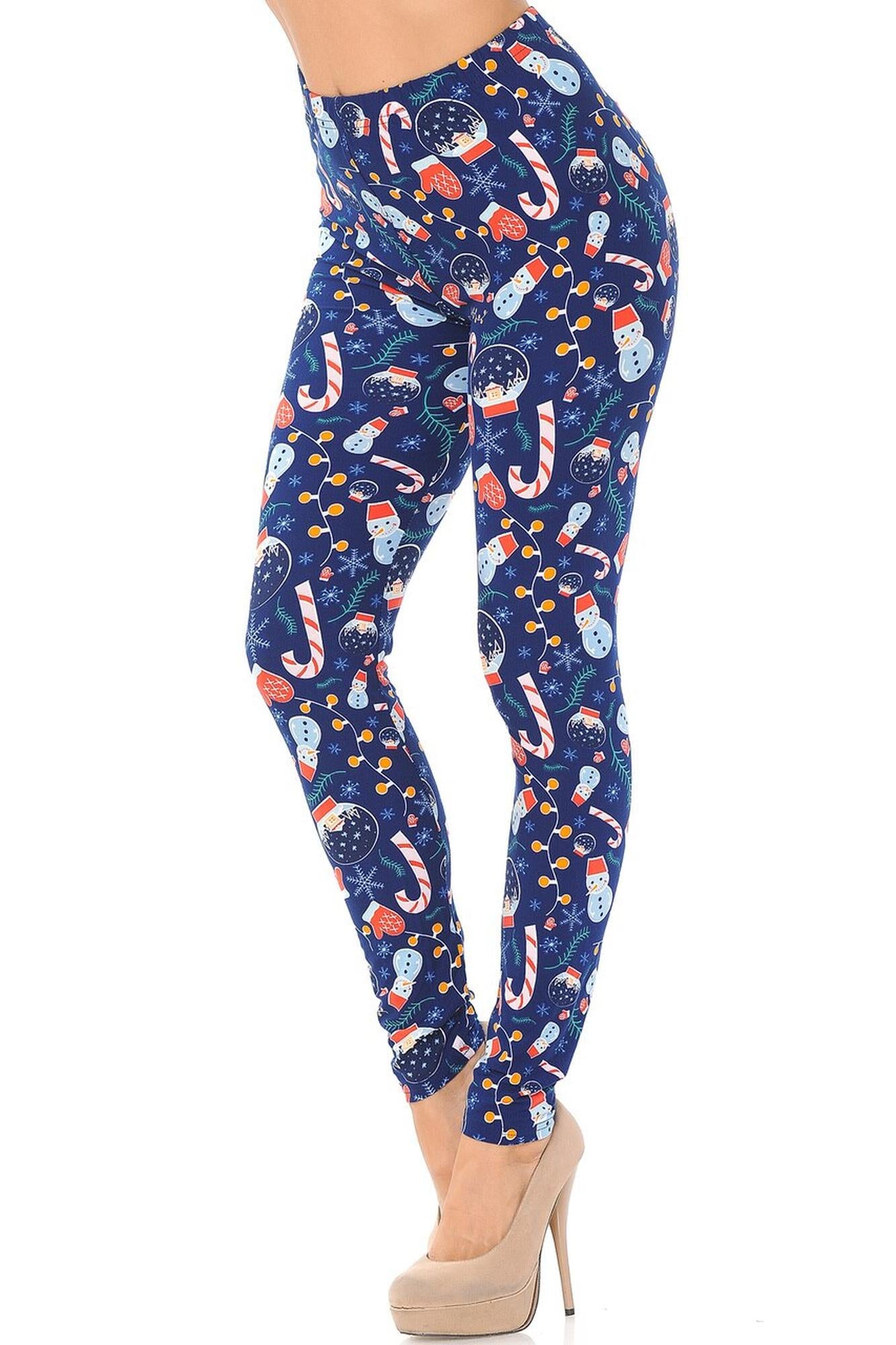Buttery Soft Memories of Christmas Plus Size Leggings (One Size Plus,Blue)