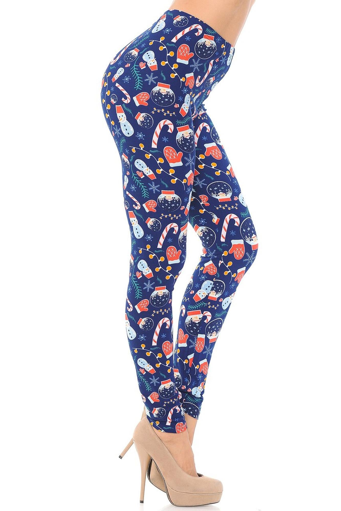 Buttery Soft Memories of Christmas Plus Size Leggings (One Size Plus,Blue)