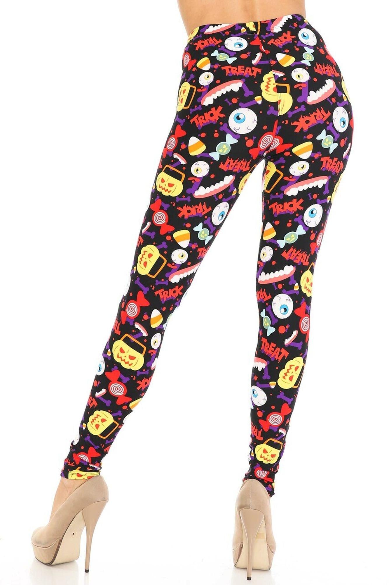 Buttery Soft Trick or Treat Plus Size Leggings (One Size Plus,Multi Color Bold)