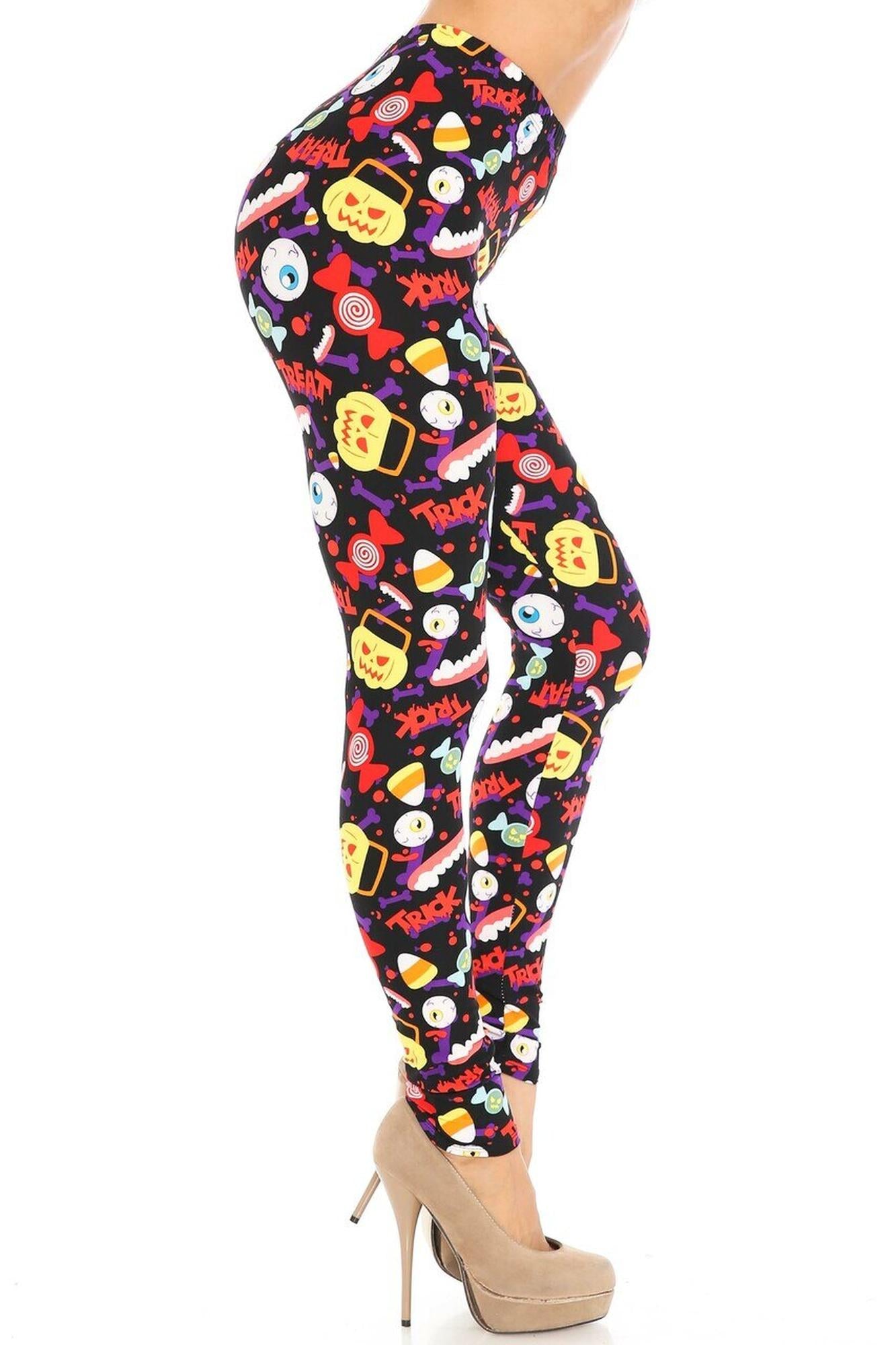 Buttery Soft Trick or Treat Plus Size Leggings (One Size Plus,Multi Color Bold)